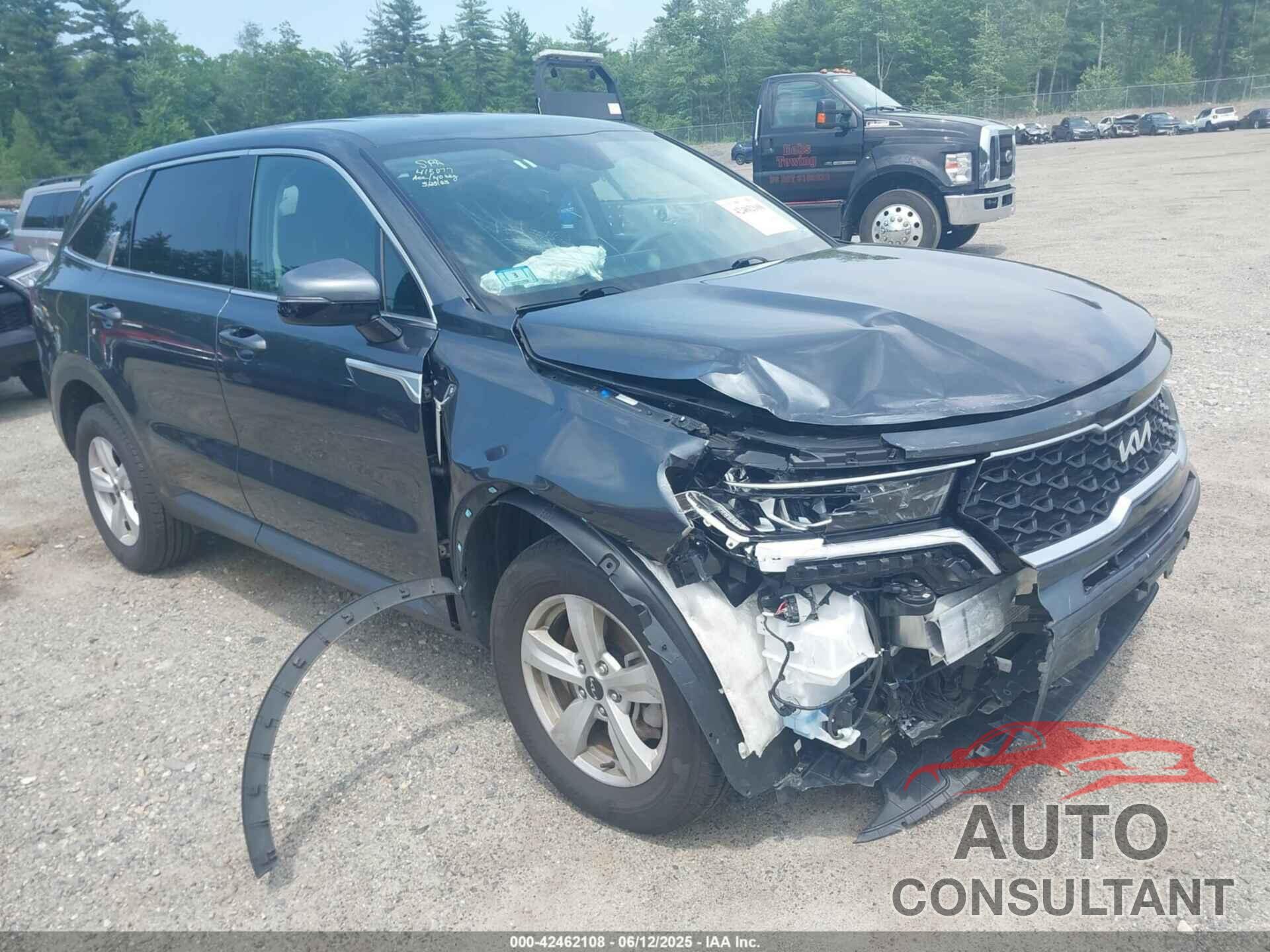 KIA SORENTO 2023 - 5XYRGDLC9PG211105