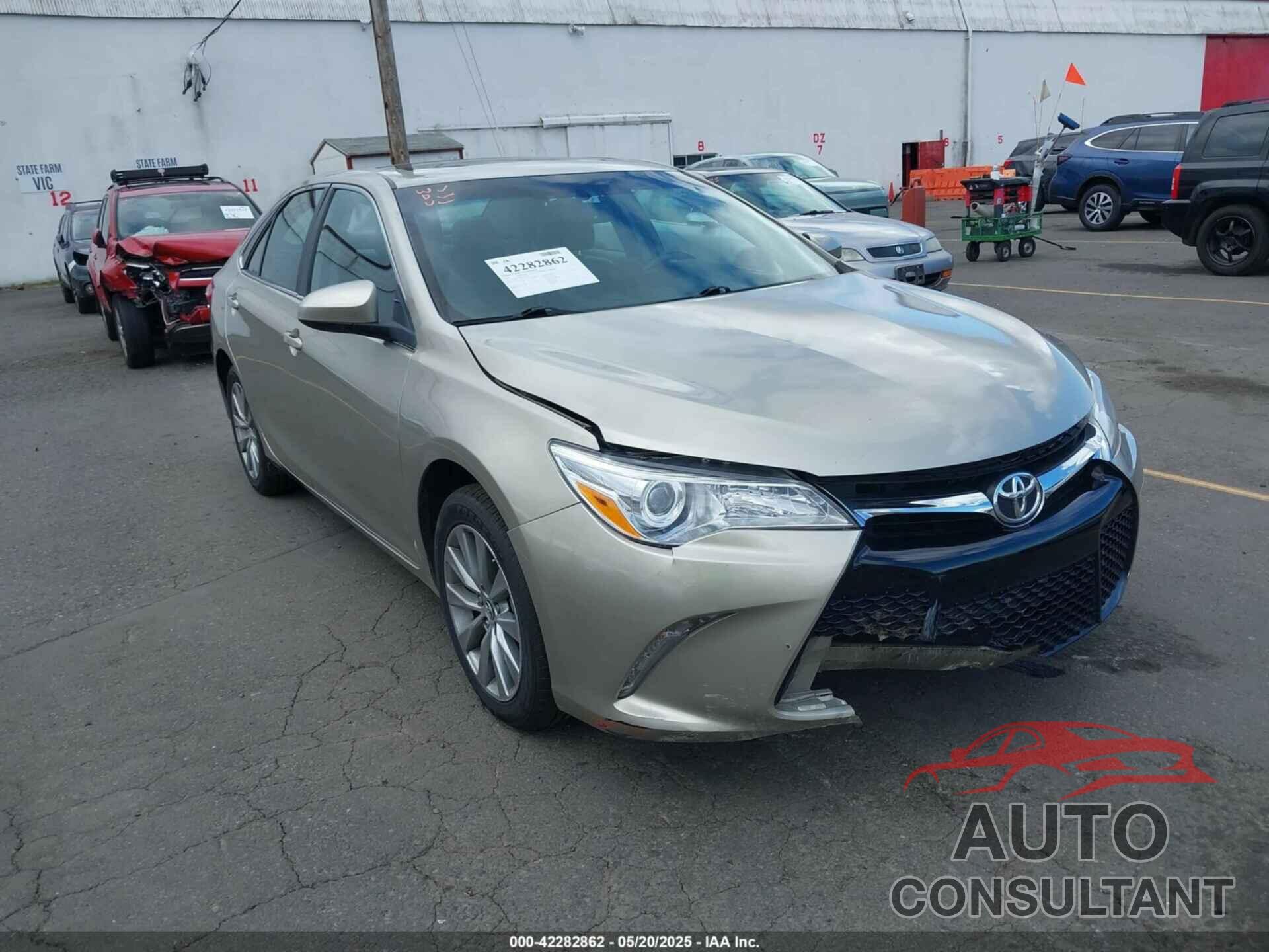 TOYOTA CAMRY HYBRID 2017 - 4T1BD1FK0HU214367