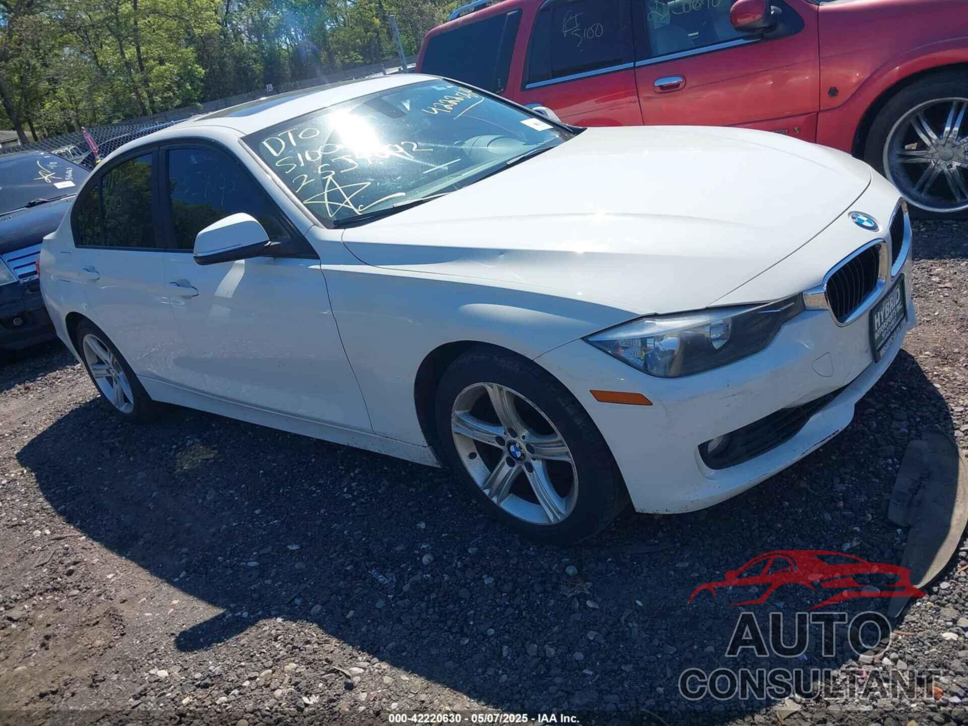 BMW 3 SERIES 2013 - WBA3B3C54DF539964
