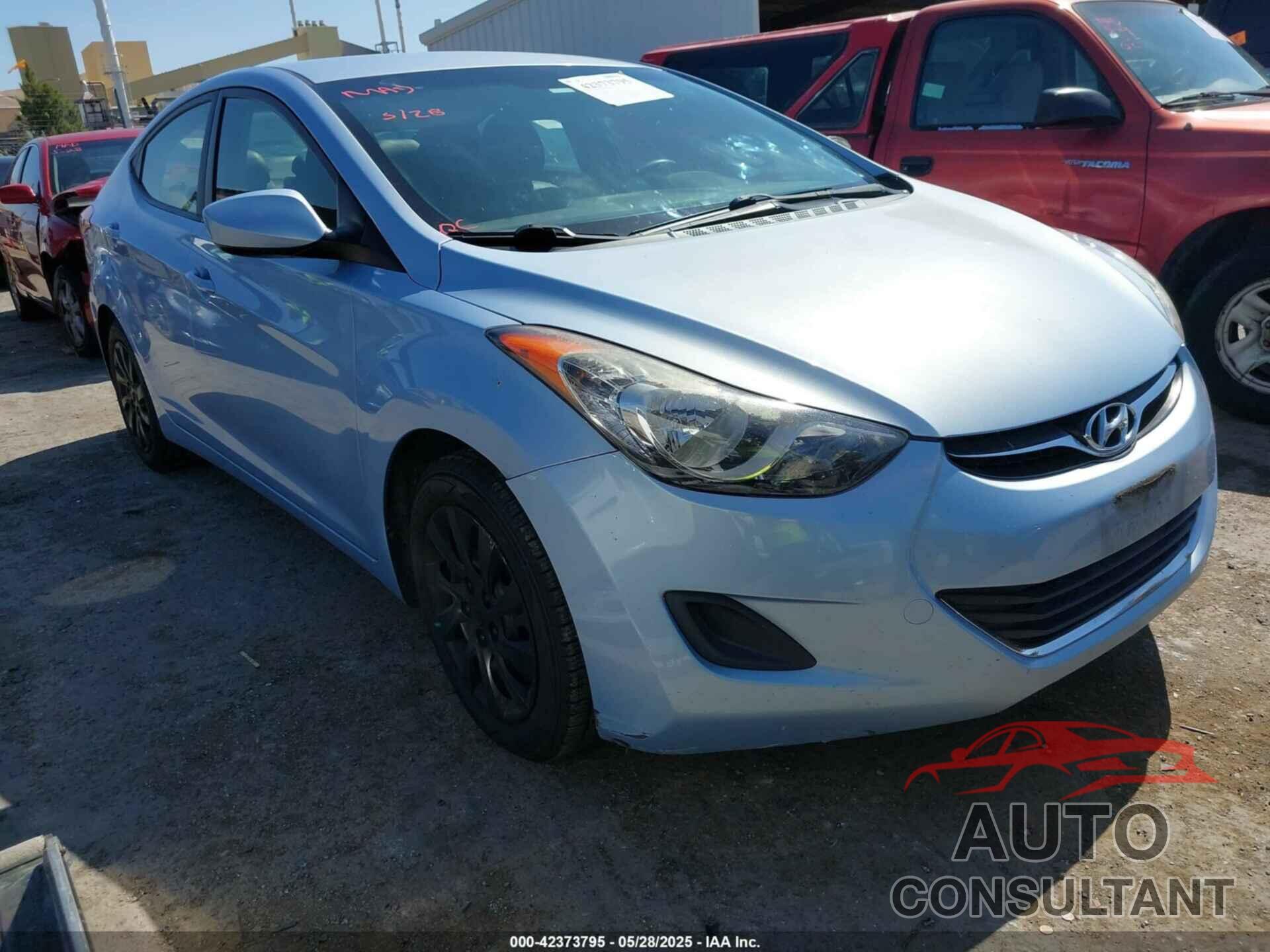 HYUNDAI ELANTRA 2012 - KMHDH4AE9CU430615