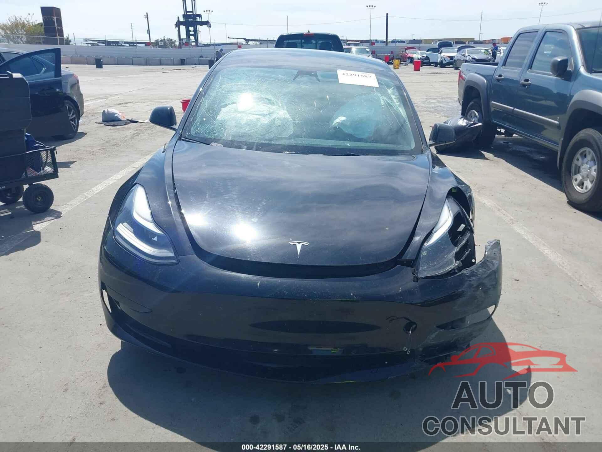 TESLA MODEL 3 2023 - 5YJ3E1EA3PF462120