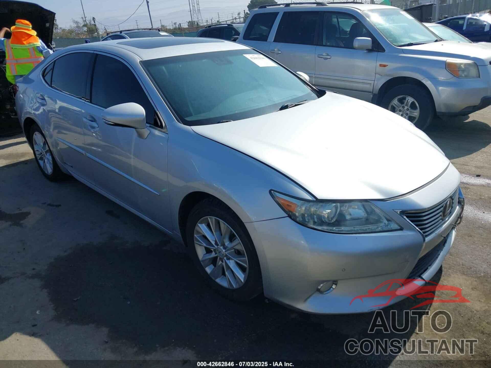 LEXUS ES 300H 2013 - JTHBW1GG6D2013747