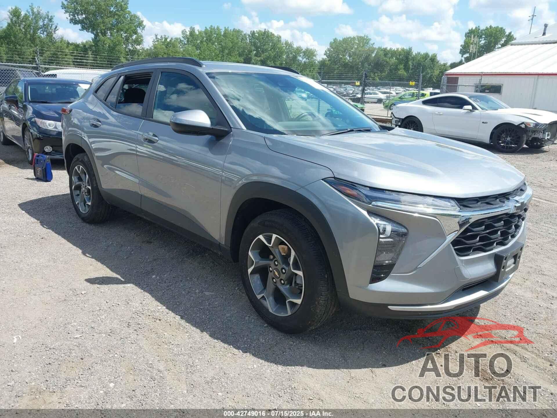 CHEVROLET TRAX 2024 - KL77LHE21RC137990