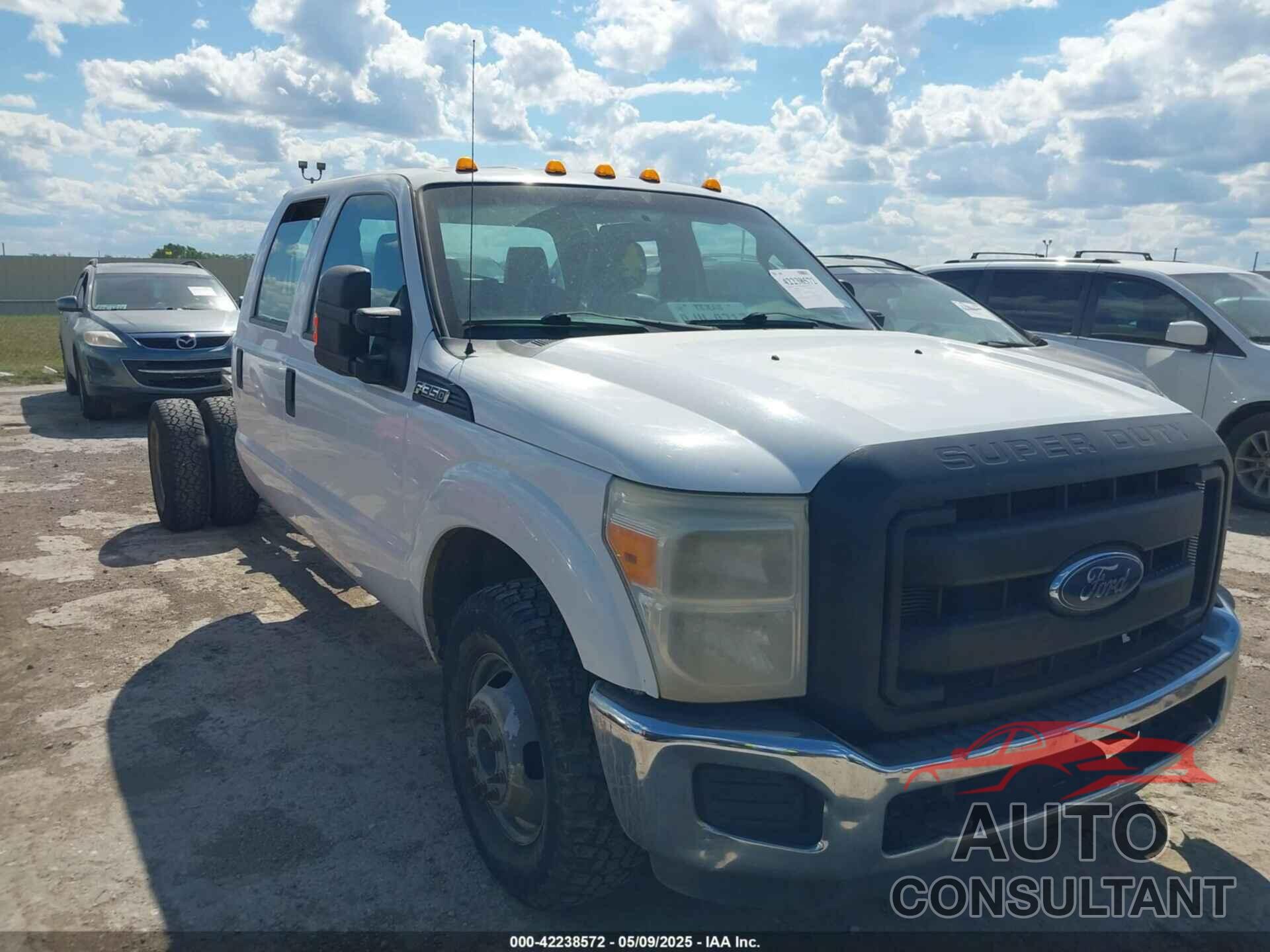 FORD F-350 CHASSIS 2015 - 1FD8W3G68FEC01410