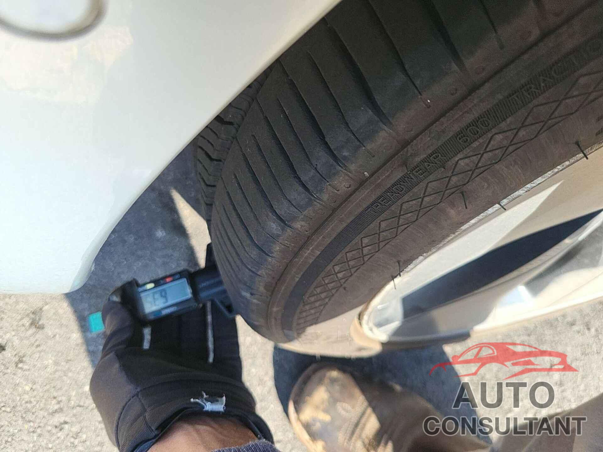 TESLA MODEL 3 2020 - 5YJ3E1EB6LF650715