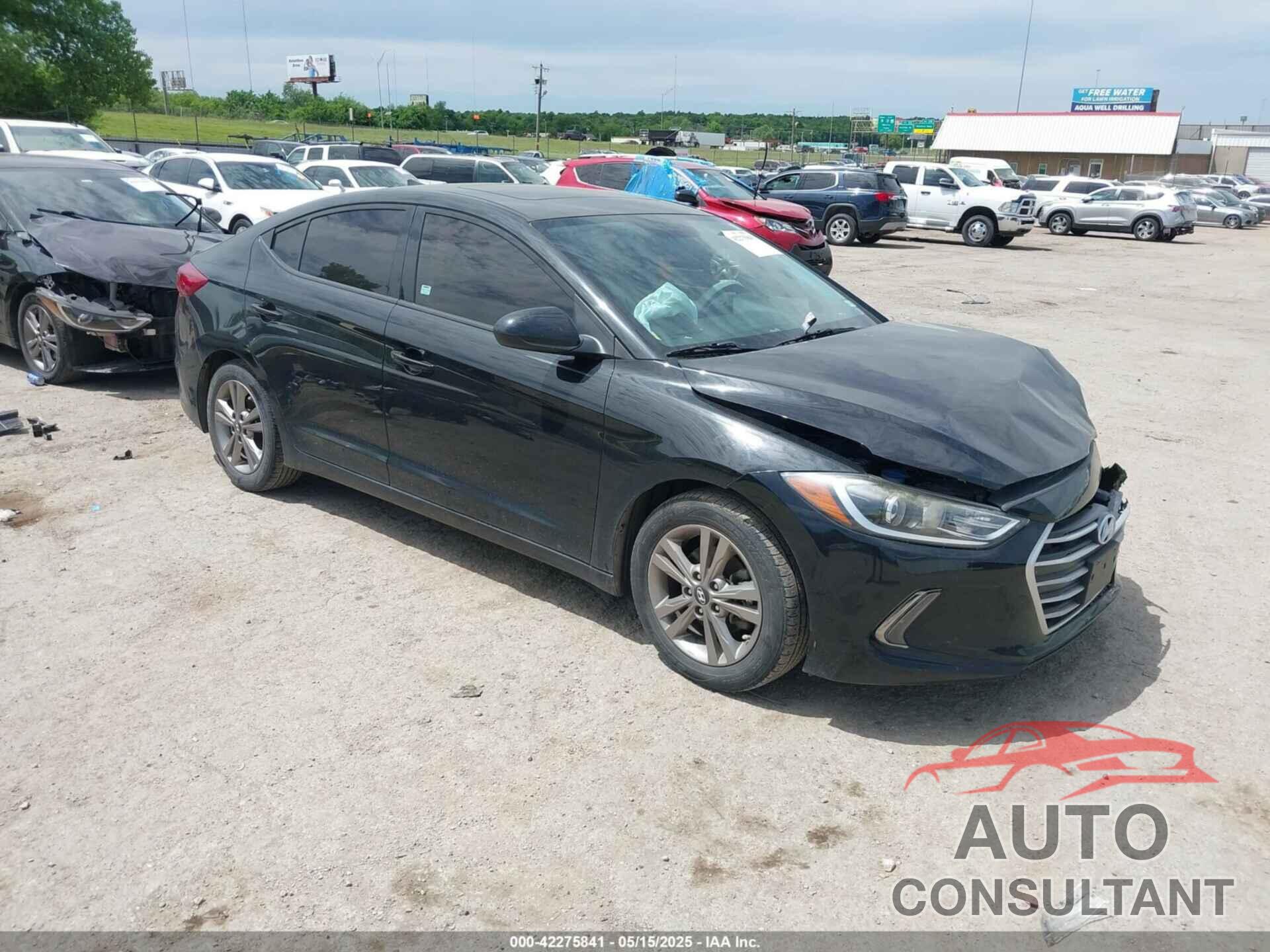 HYUNDAI ELANTRA 2018 - KMHD84LF8JU702946