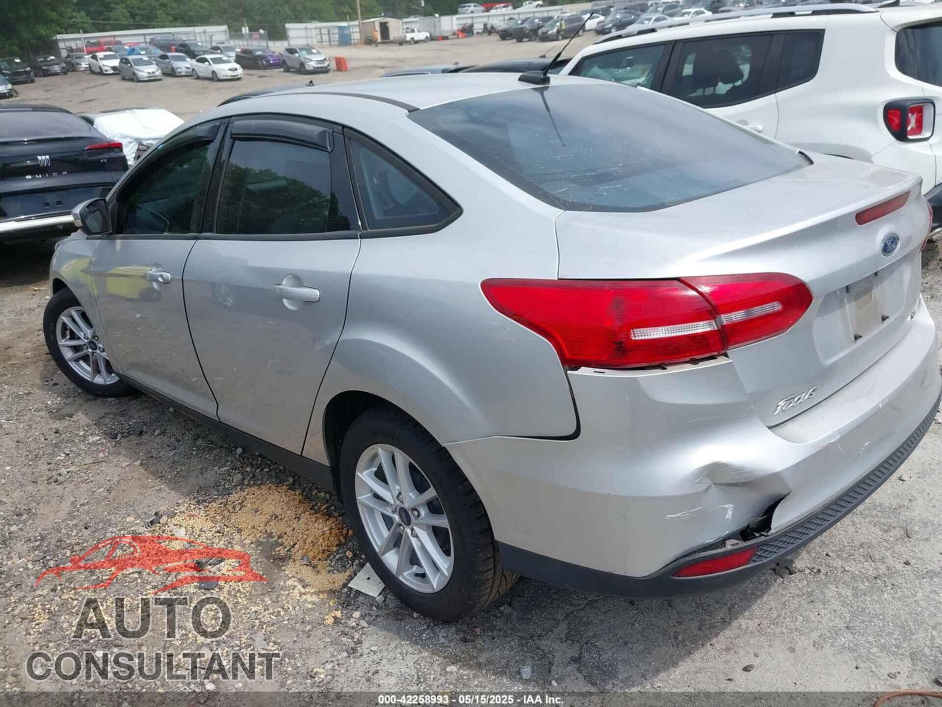 FORD FOCUS 2017 - 1FADP3F28HL227699