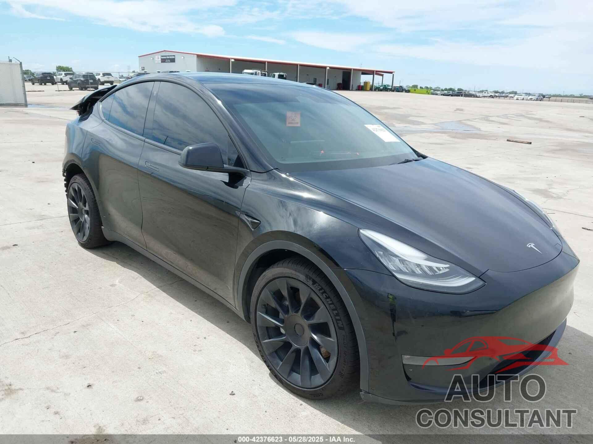 TESLA MODEL Y 2022 - 7SAYGDEE5NA007495