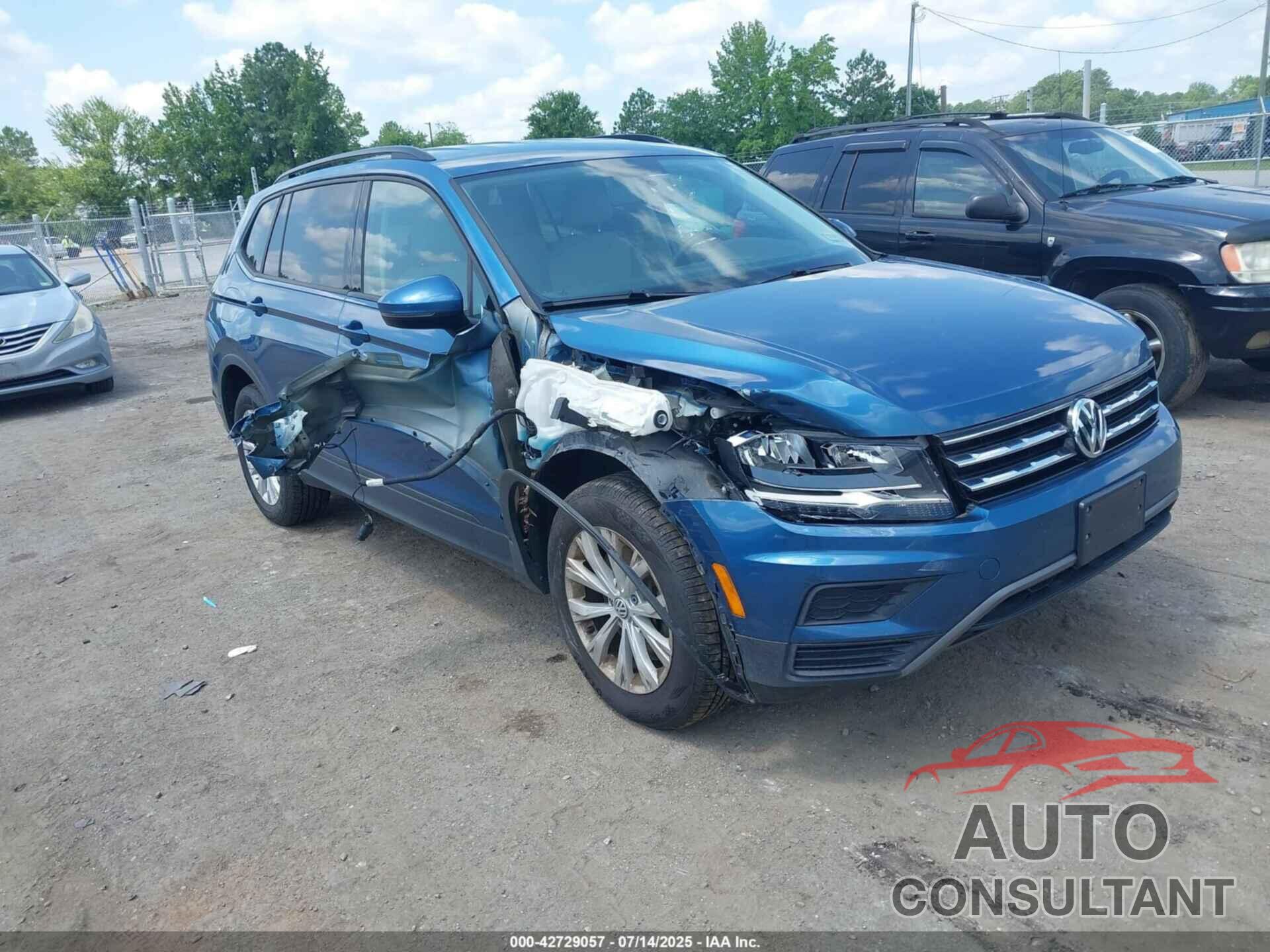 VOLKSWAGEN TIGUAN 2018 - 3VV1B7AX5JM091561