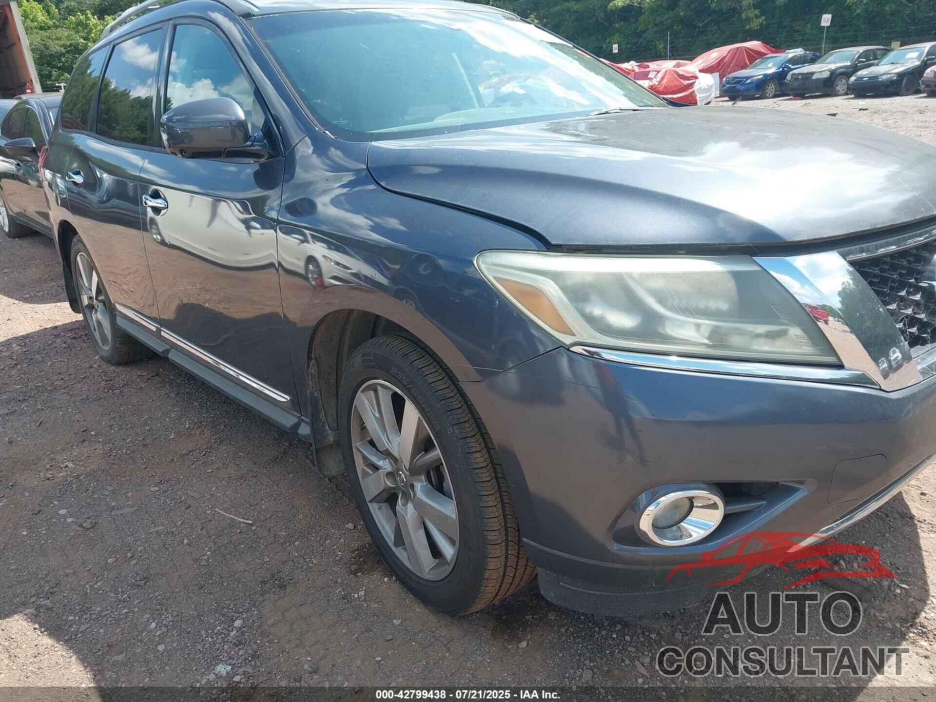 NISSAN PATHFINDER 2013 - 5N1AR2MM1DC641502