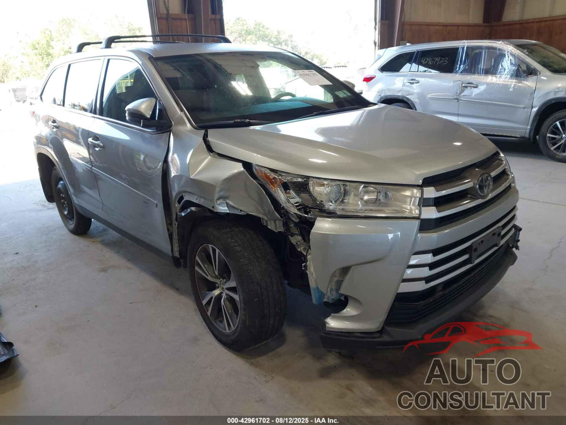 TOYOTA HIGHLANDER 2019 - 5TDBZRFHXKS926518