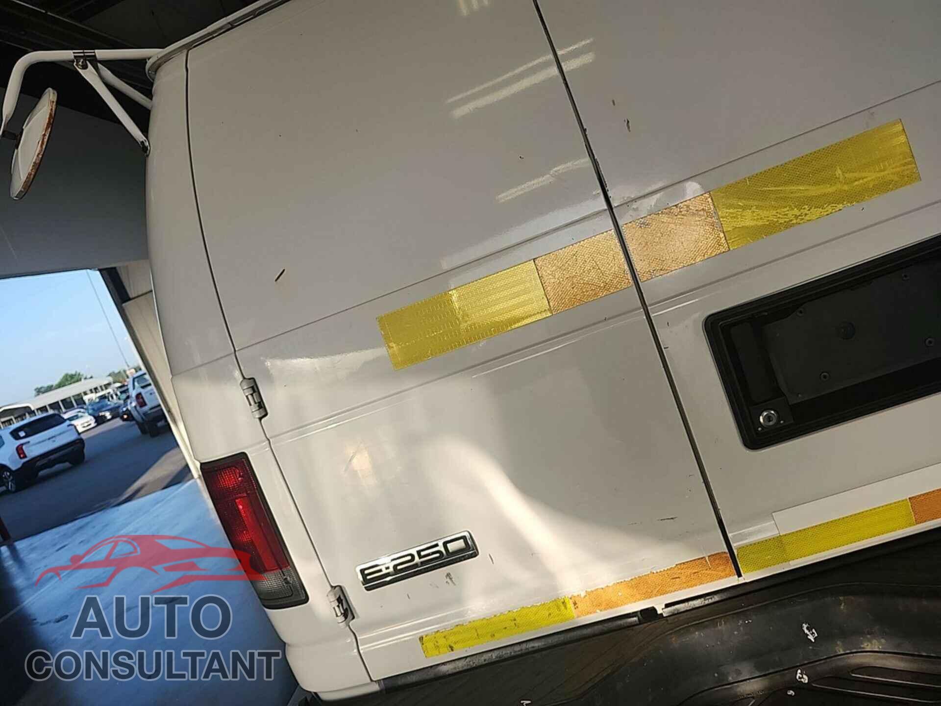 FORD ECONOLINE 2010 - 1FTNE2EW4ADA72071