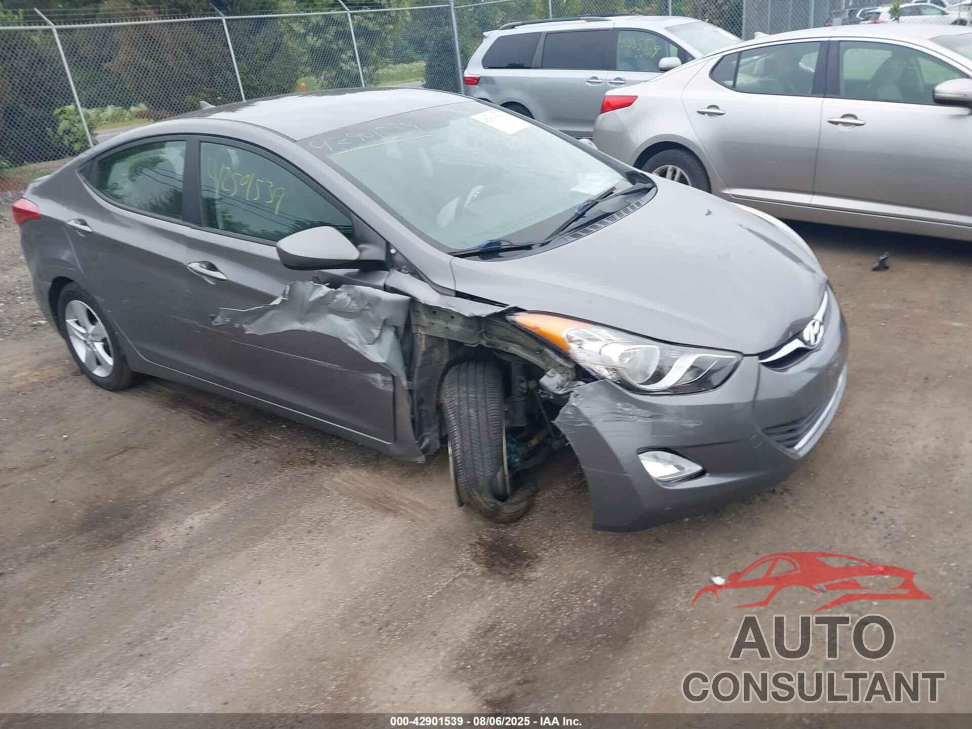 HYUNDAI ELANTRA 2013 - 5NPDH4AE0DH309147