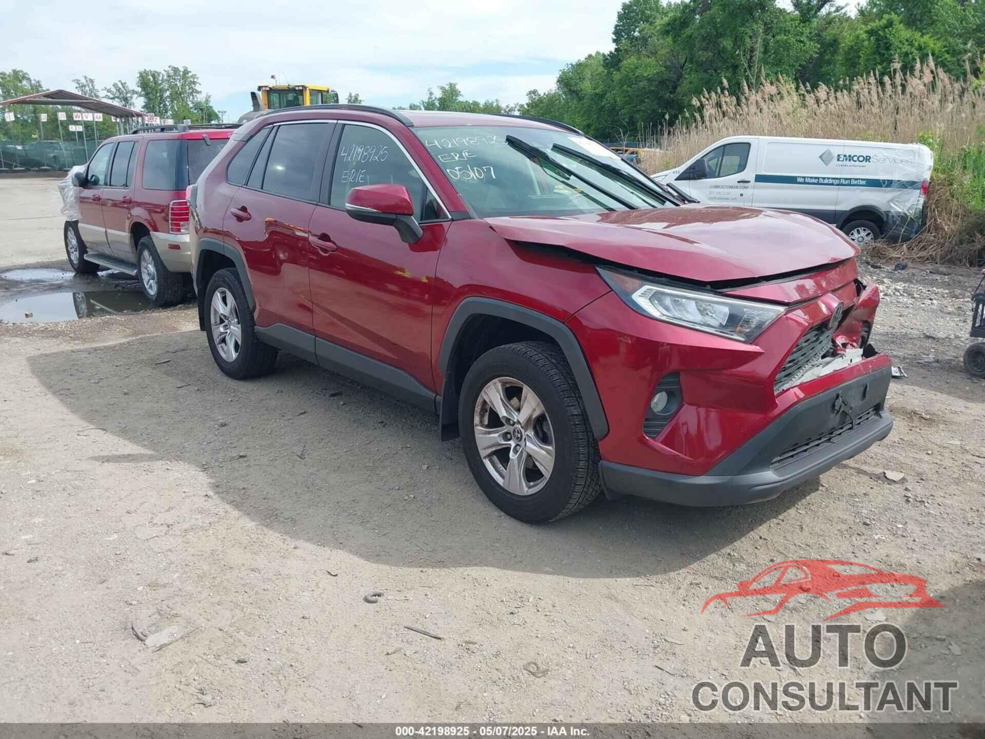 TOYOTA RAV4 2019 - JTMP1RFV2KD021348