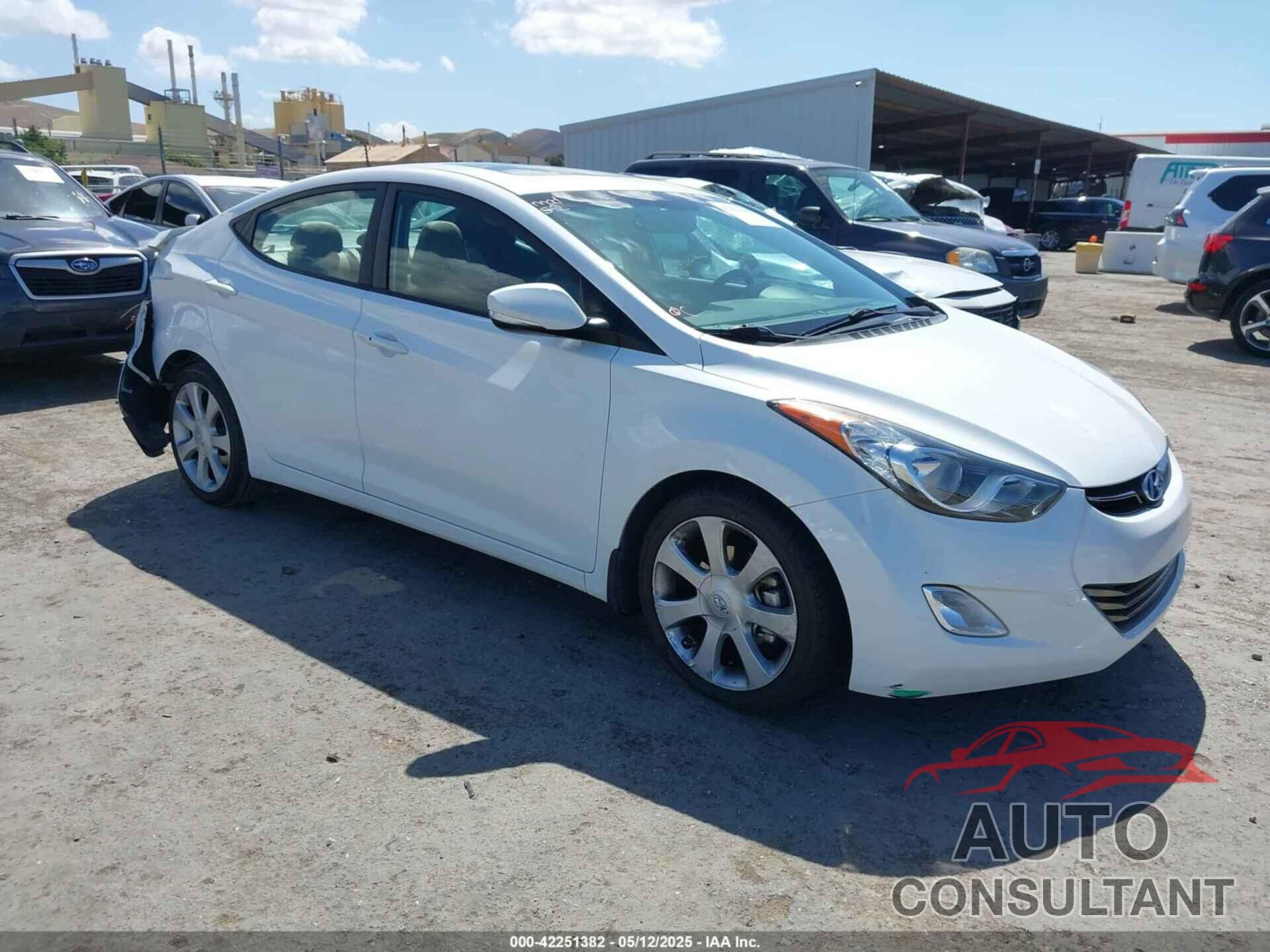 HYUNDAI ELANTRA 2013 - 5NPDH4AE5DH423855