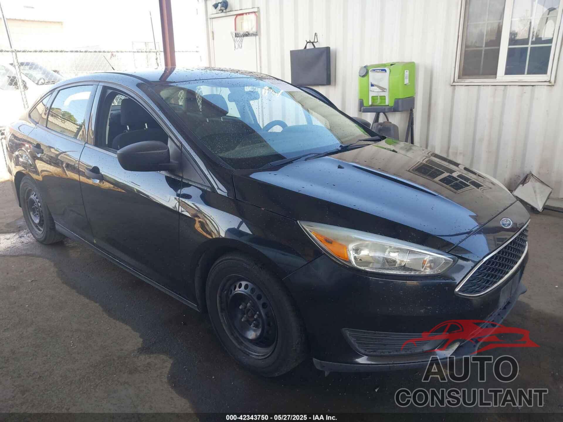 FORD FOCUS 2015 - 1FADP3E22FL349442
