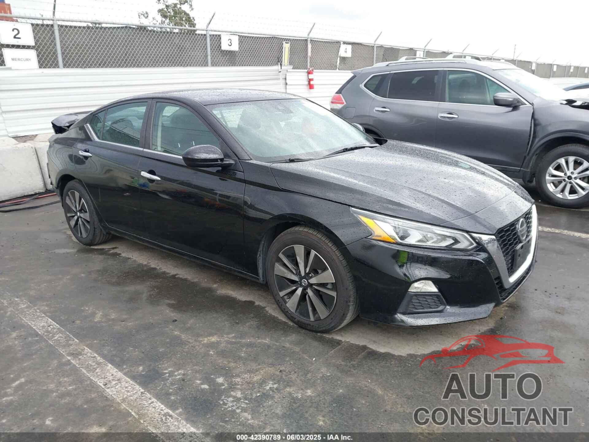 NISSAN ALTIMA 2021 - 1N4BL4DV4MN387390