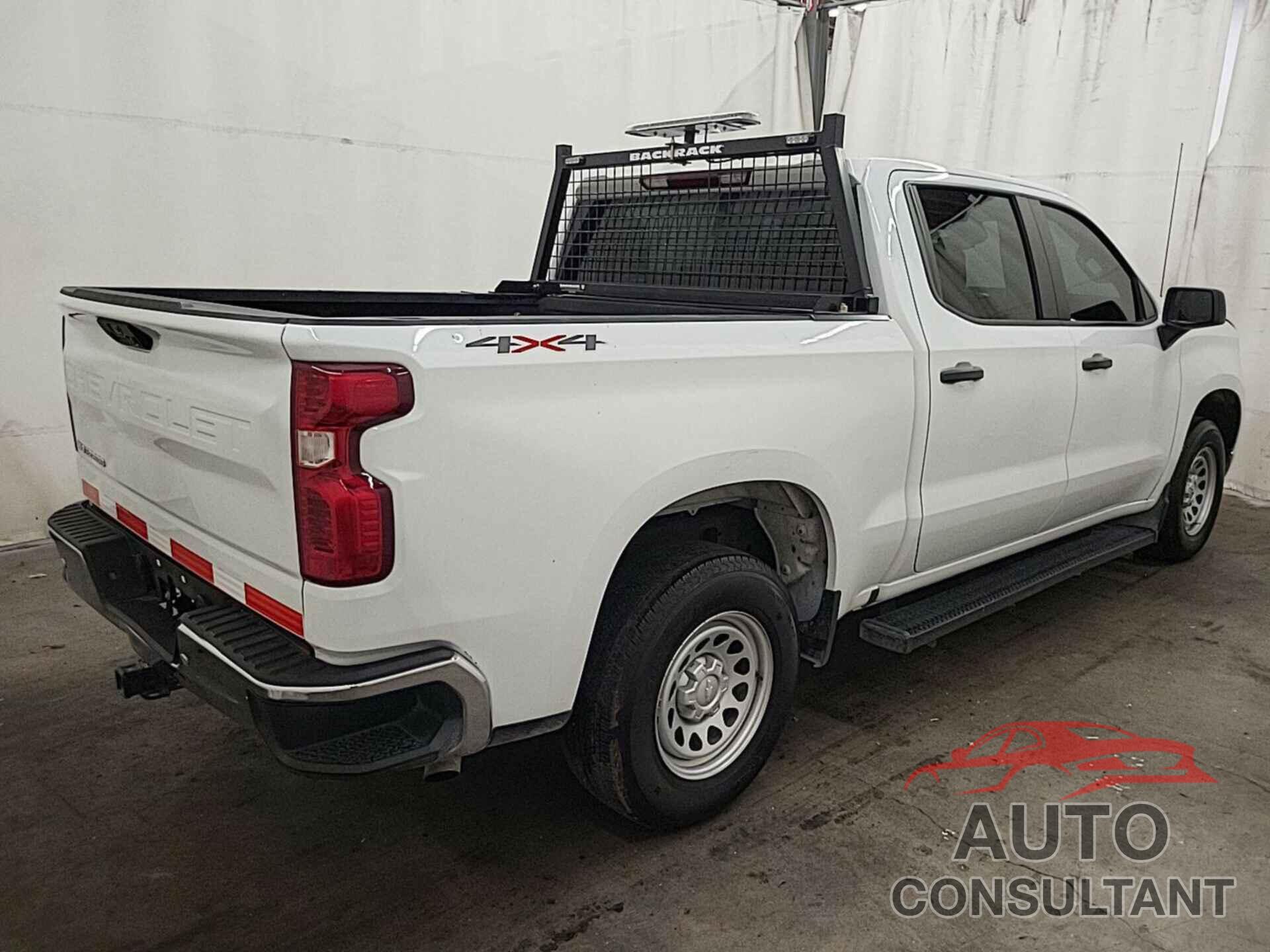 CHEVROLET SILVERADO 2023 - 1GCPDAEK2PZ216263