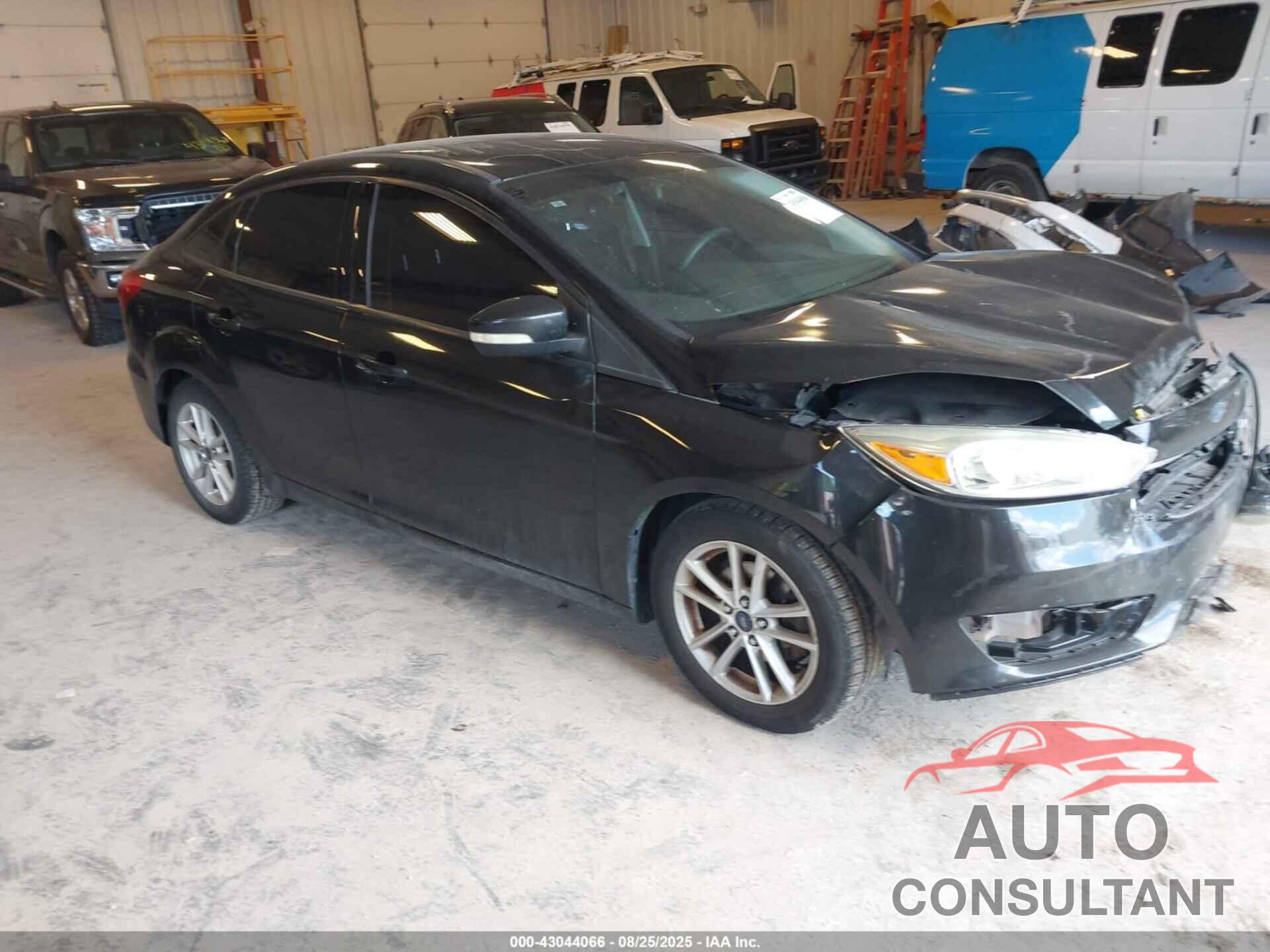 FORD FOCUS 2015 - 1FADP3F20FL277042