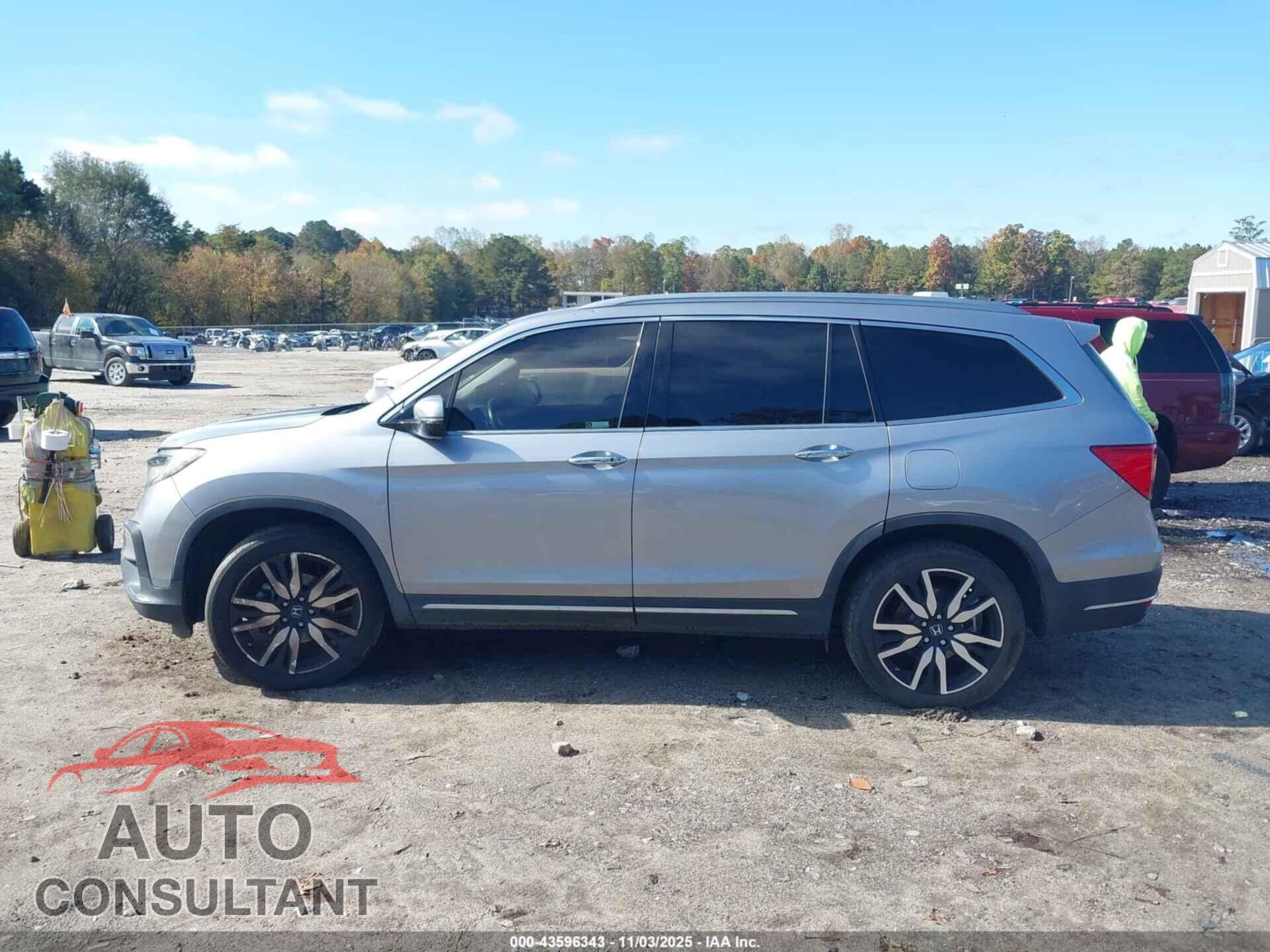 HONDA PILOT 2019 - 5FNYF6H02KB047074