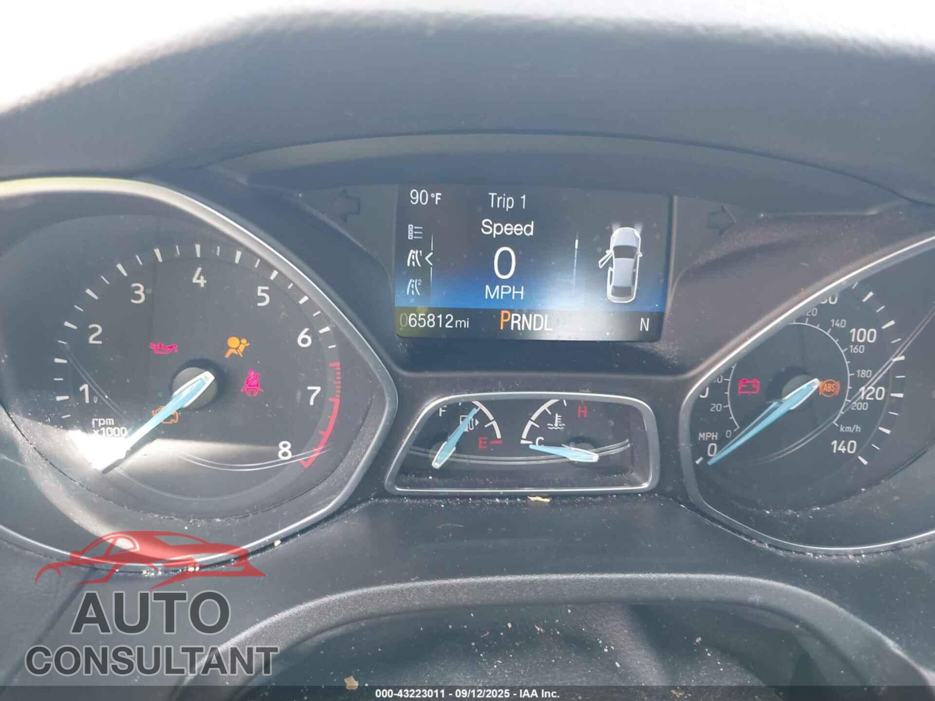 FORD FOCUS 2016 - 1FADP3F21GL373621
