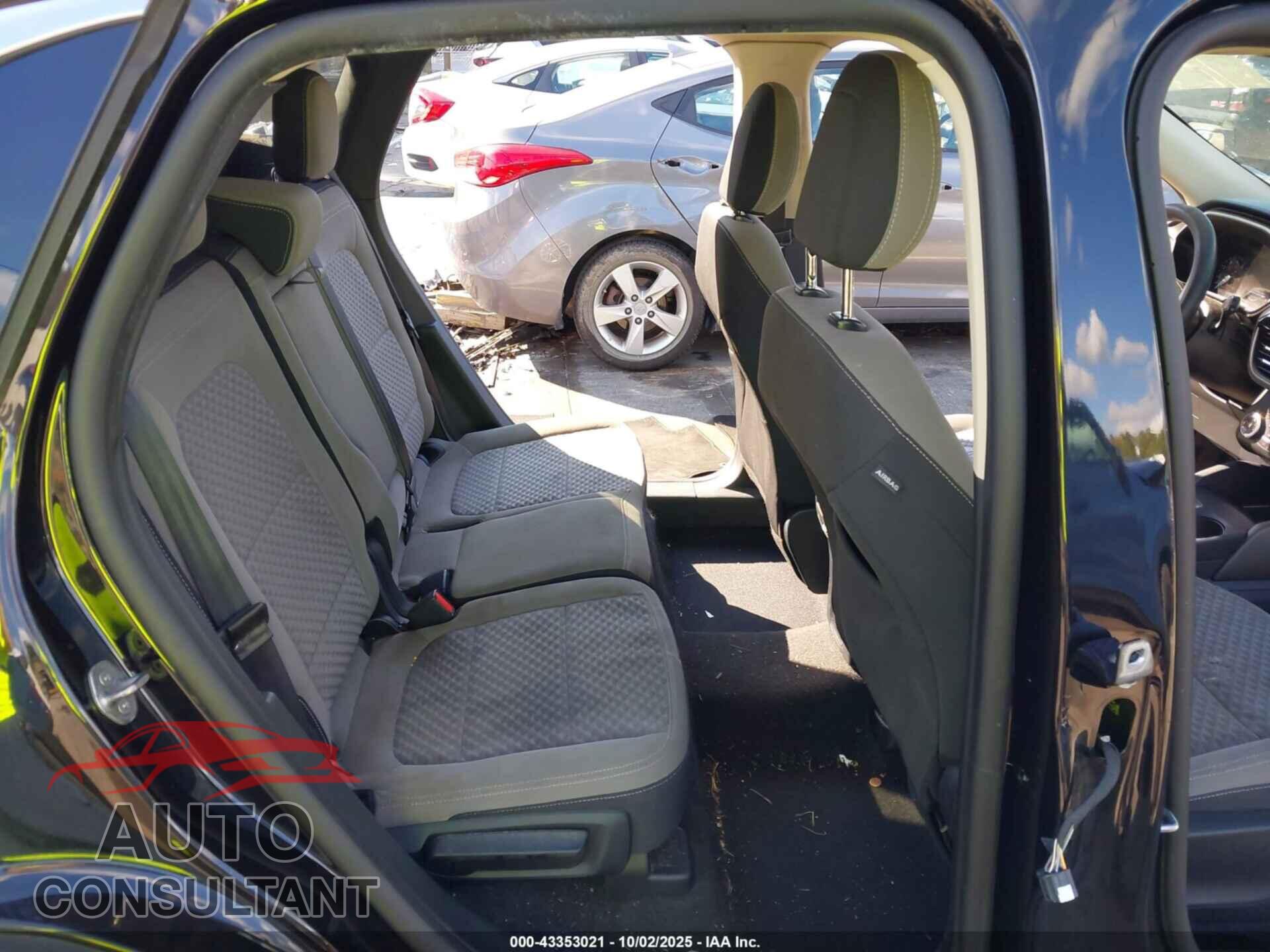 FORD ESCAPE 2020 - 1FMCU0G63LUA92029