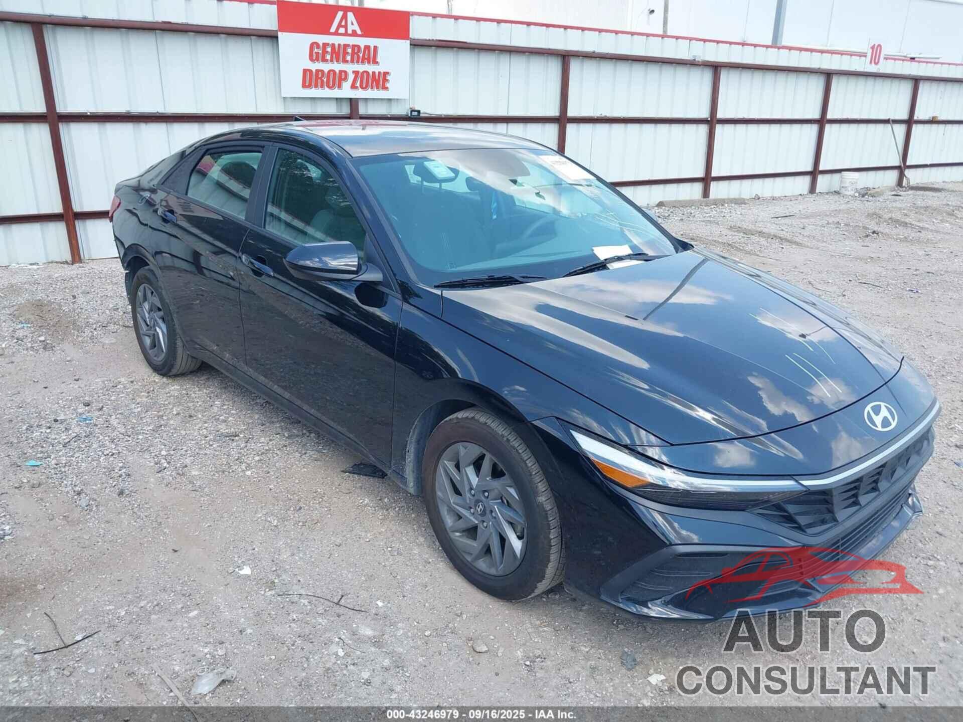 HYUNDAI ELANTRA 2024 - KMHLM4DGXRU662363