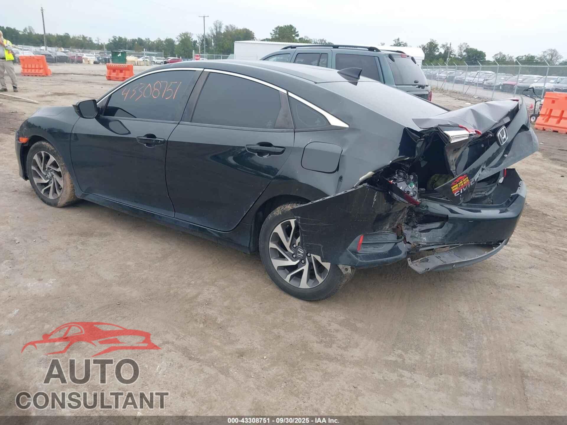 HONDA CIVIC 2017 - 19XFC2F79HE219463