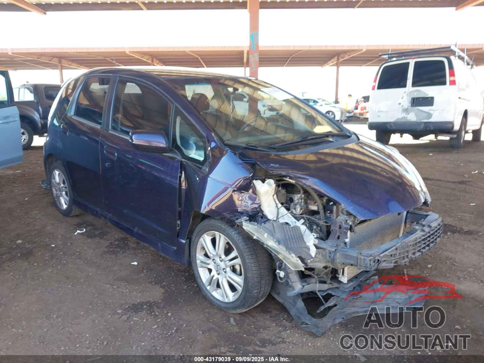 HONDA FIT 2010 - JHMGE8H4XAC028229