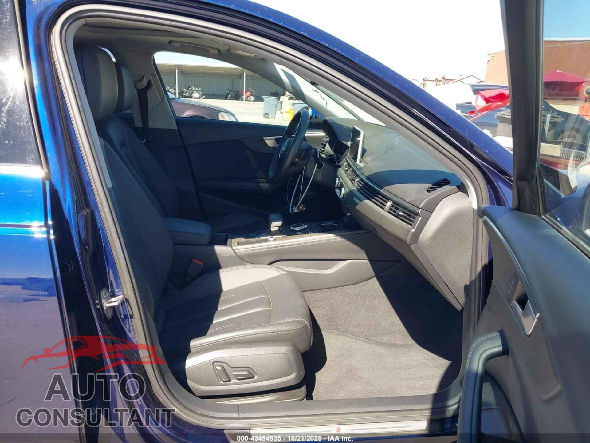 AUDI A4 2019 - WAUENAF43KN004876