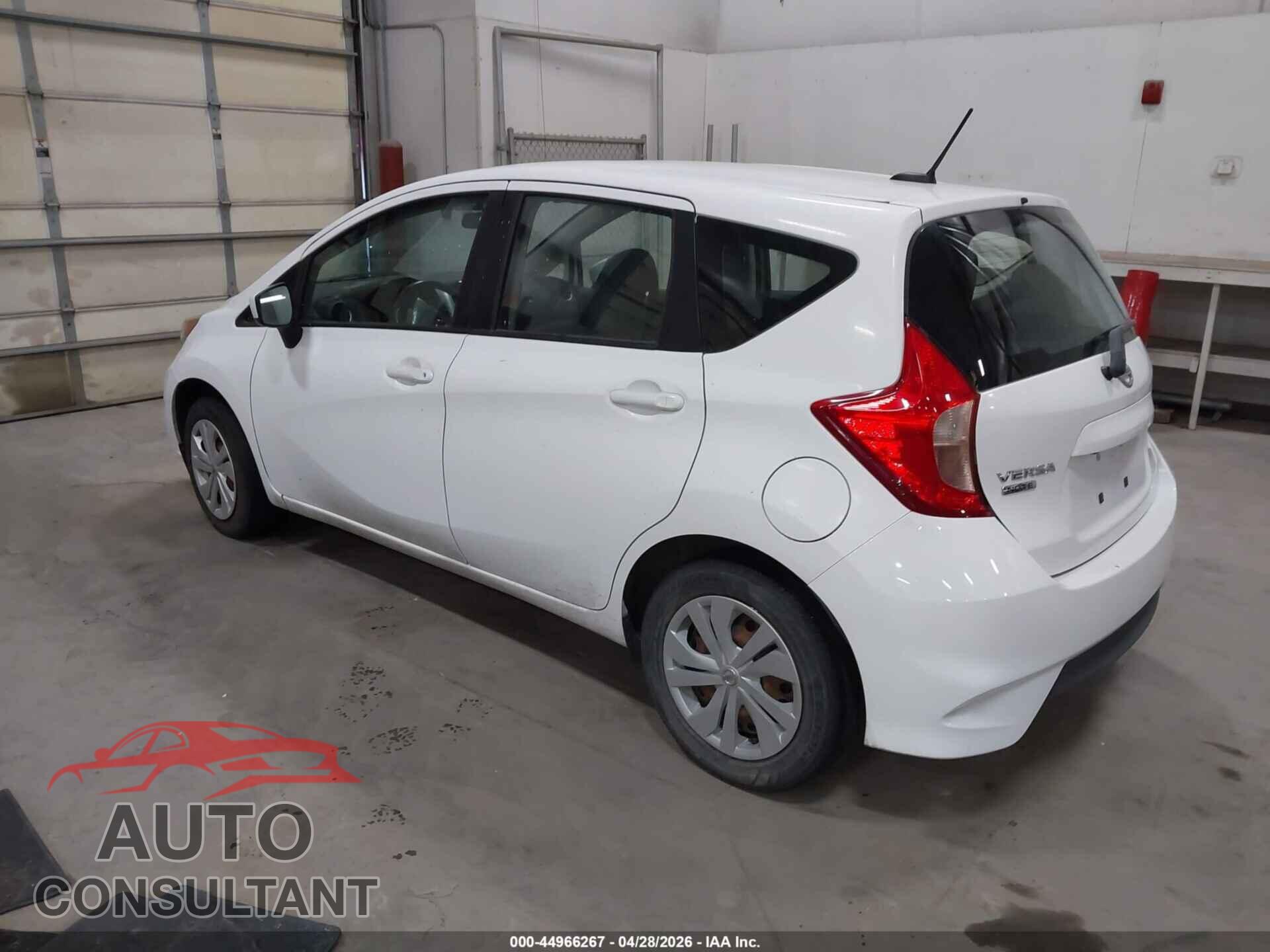 NISSAN VERSA NOTE 2017 - 3N1CE2CP1HL374976