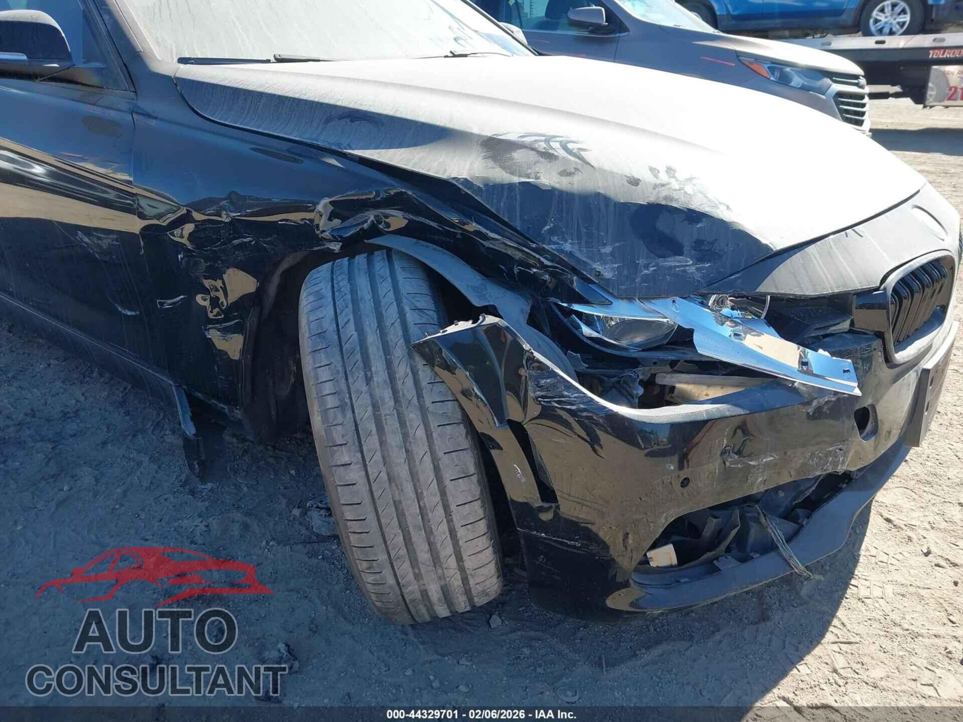 BMW 320I 2016 - WBA8E1G56GNU10808