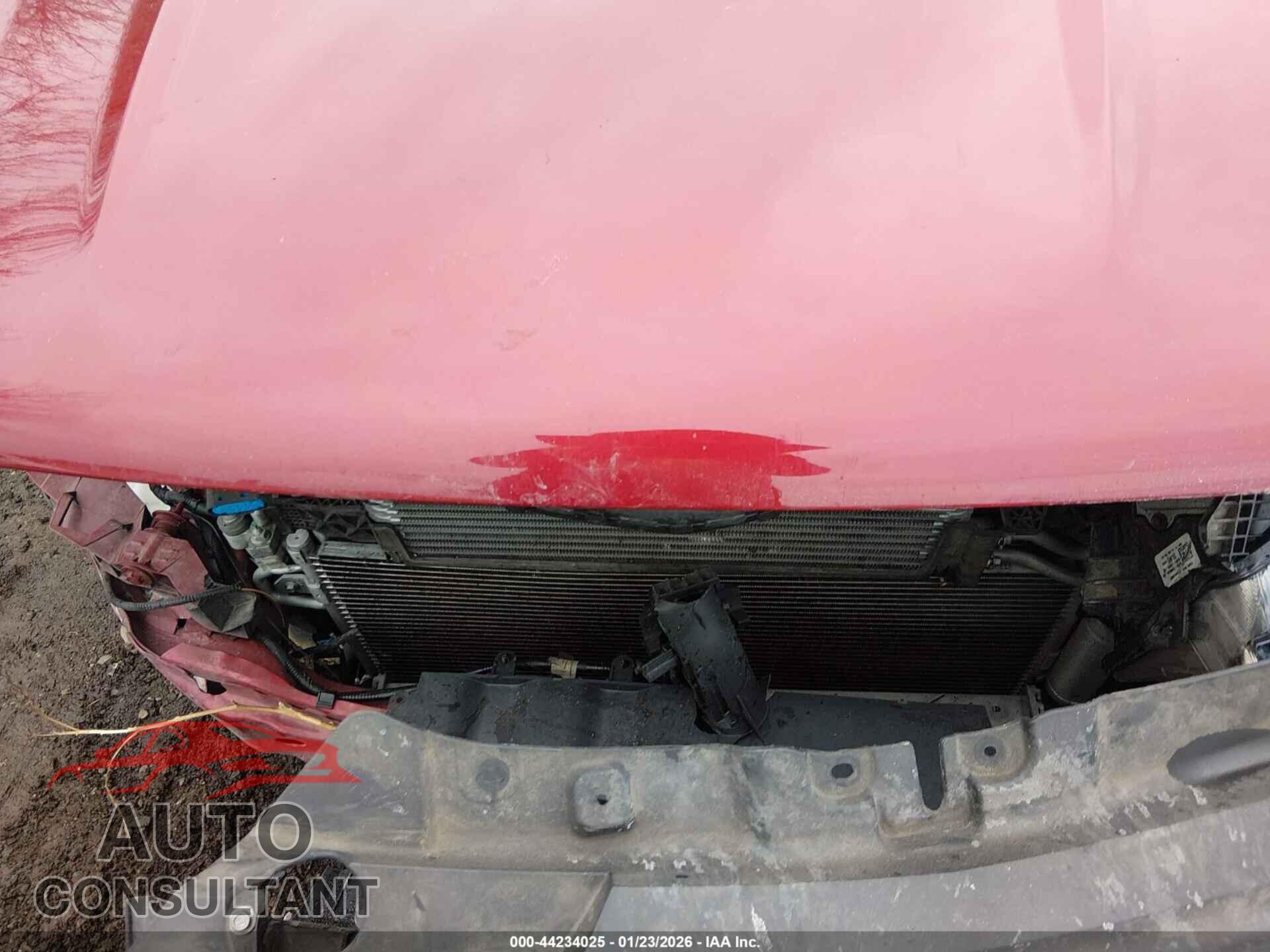 FORD ESCAPE 2018 - 1FMCU9HD2JUD25722