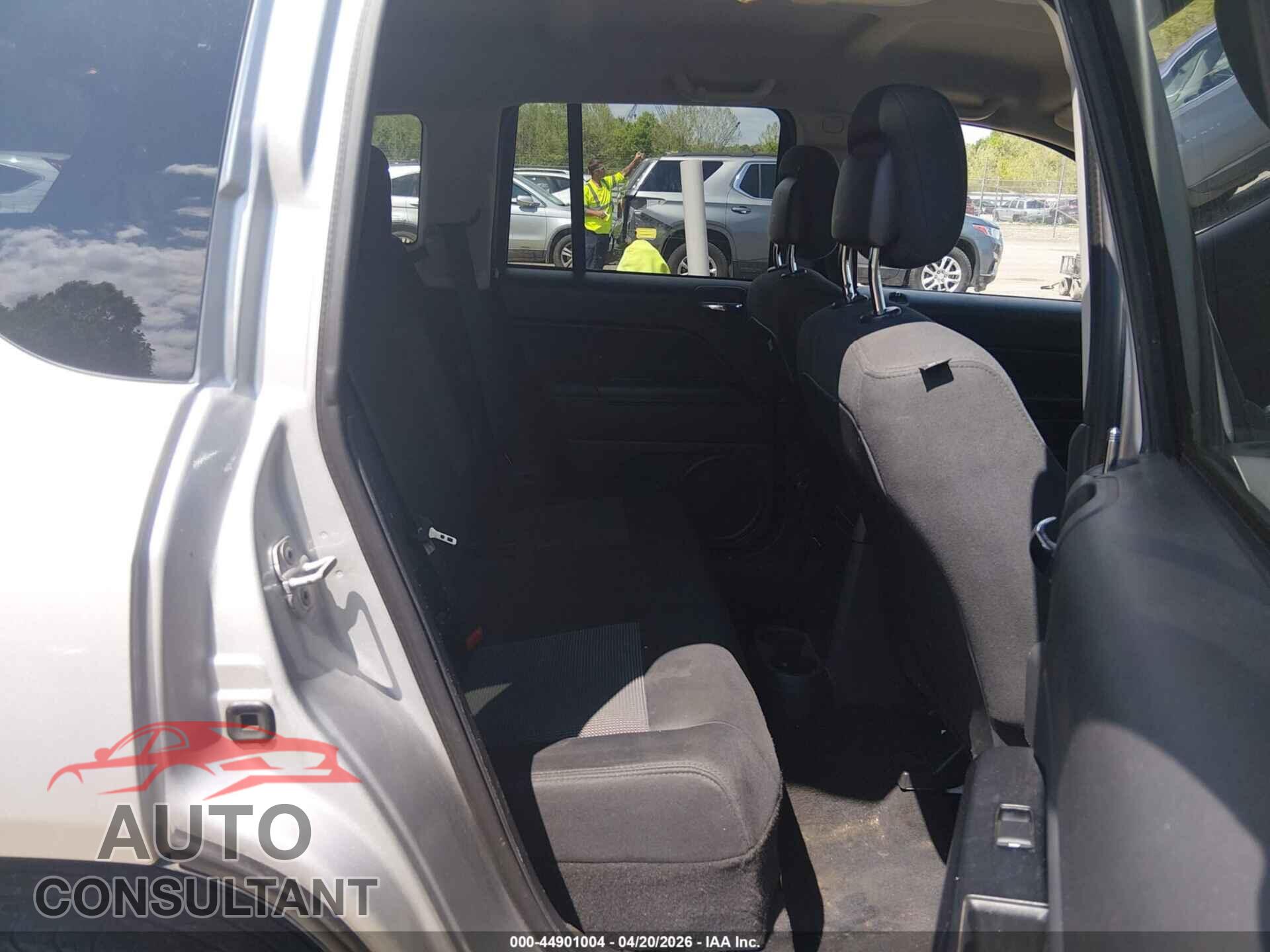 JEEP COMPASS 2012 - 1C4NJDBB1CD570160