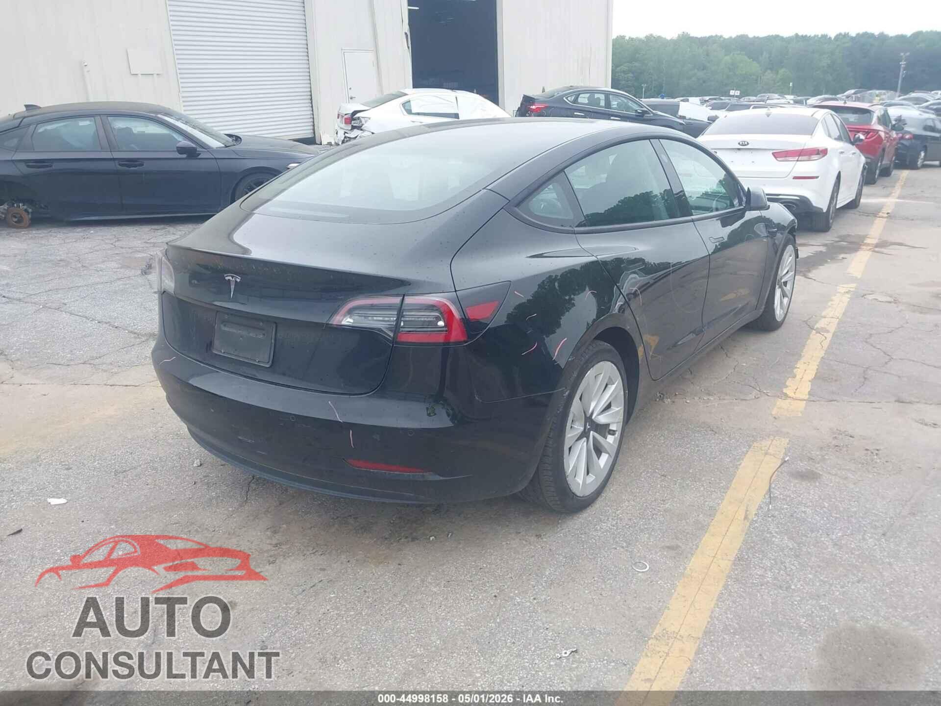 TESLA MODEL 3 2021 - 5YJ3E1EA9MF042700