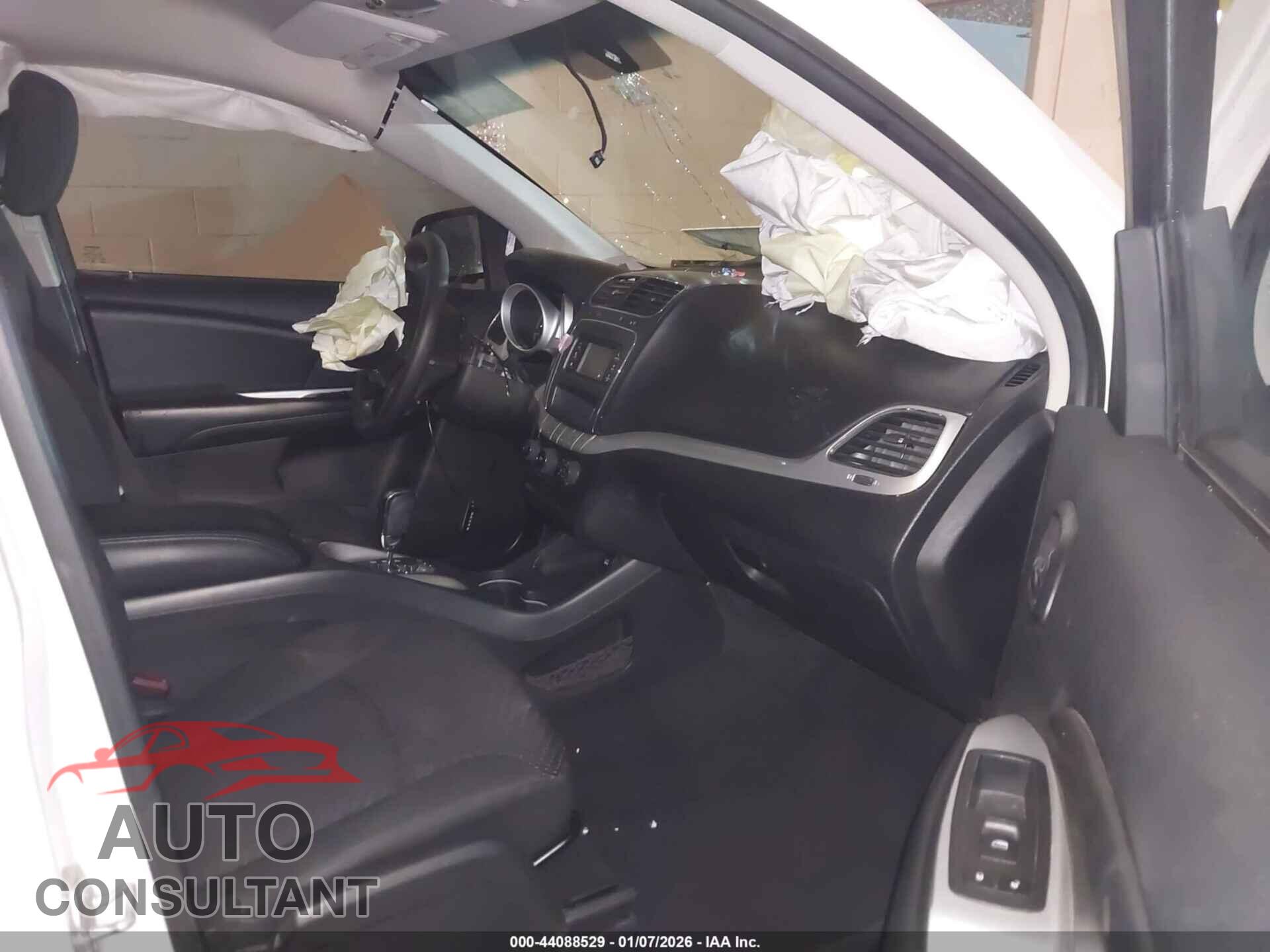 DODGE JOURNEY 2018 - 3C4PDCBG9JT525920