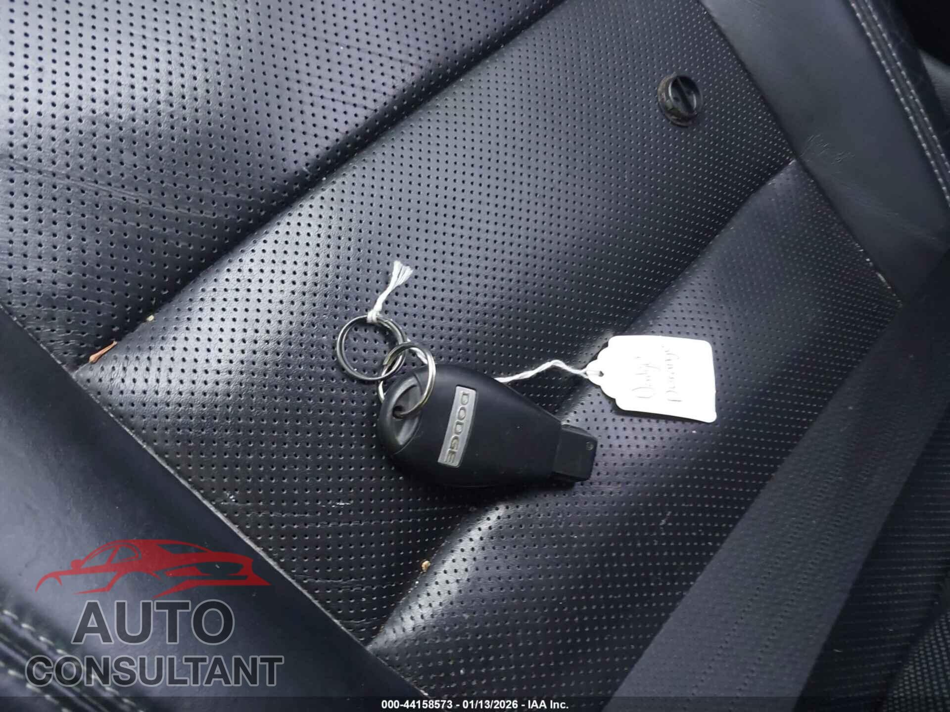 DODGE DURANGO 2013 - 1C4RDJEG4DC584852