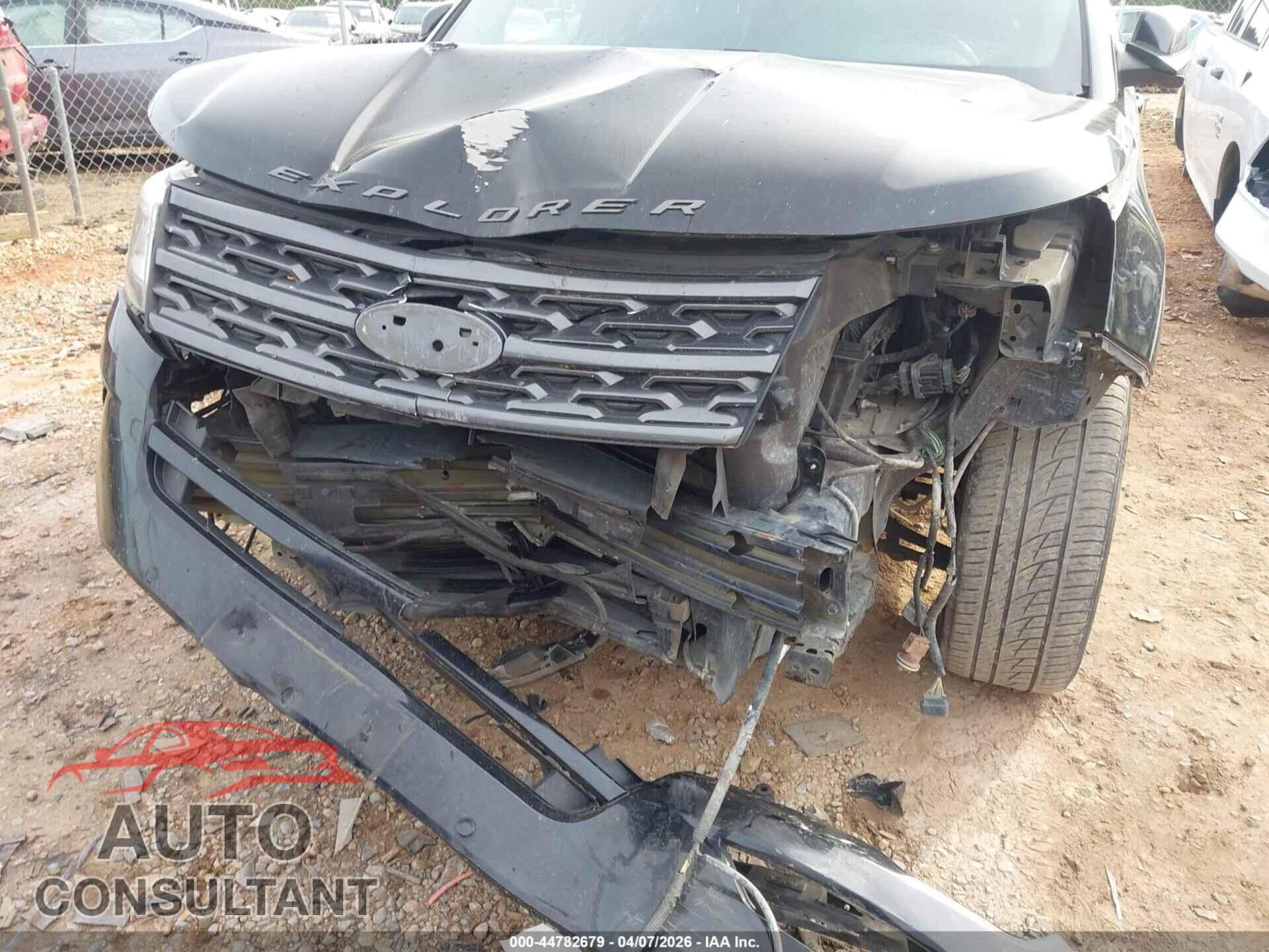 FORD EXPLORER 2018 - 1FM5K7D81JGB15347