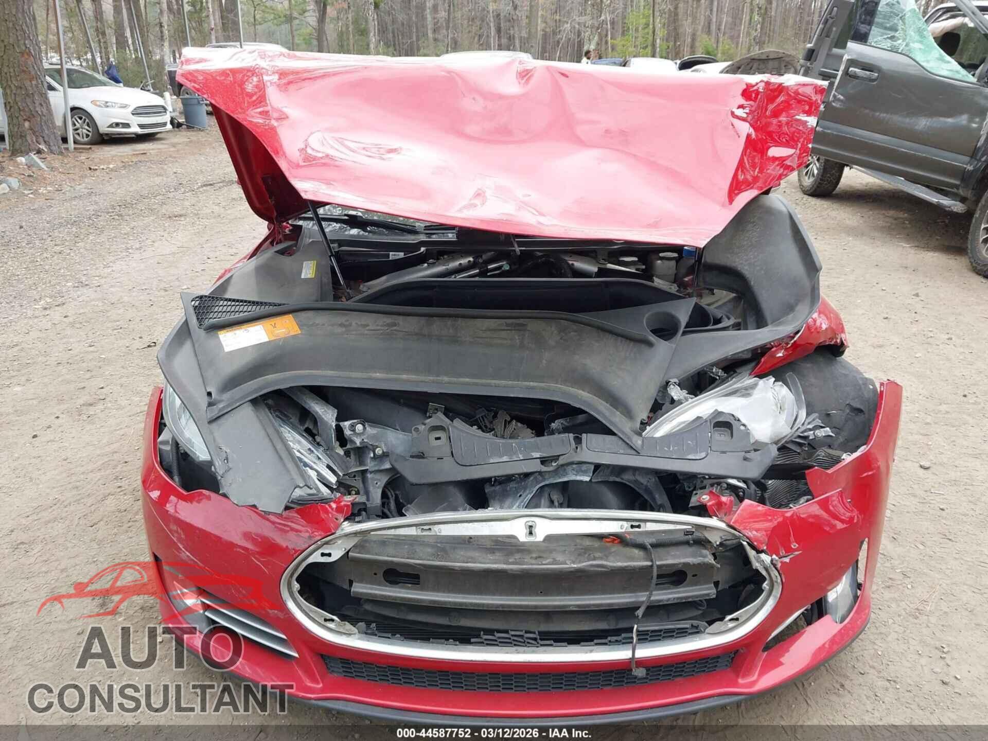 TESLA MODEL S 2014 - 5YJSA1S14EFP28737