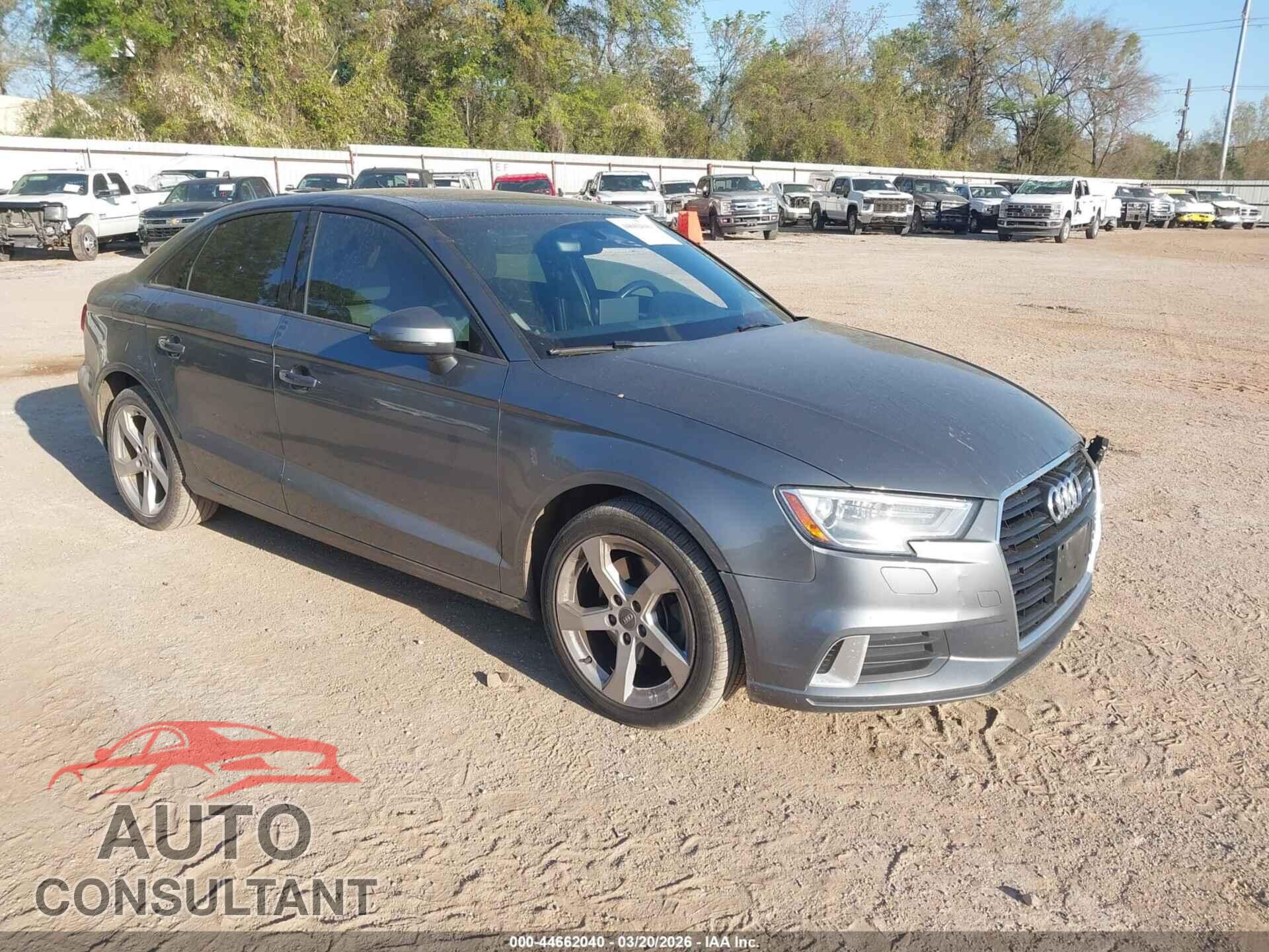 AUDI A3 2019 - WAUAUHFF4KA077161