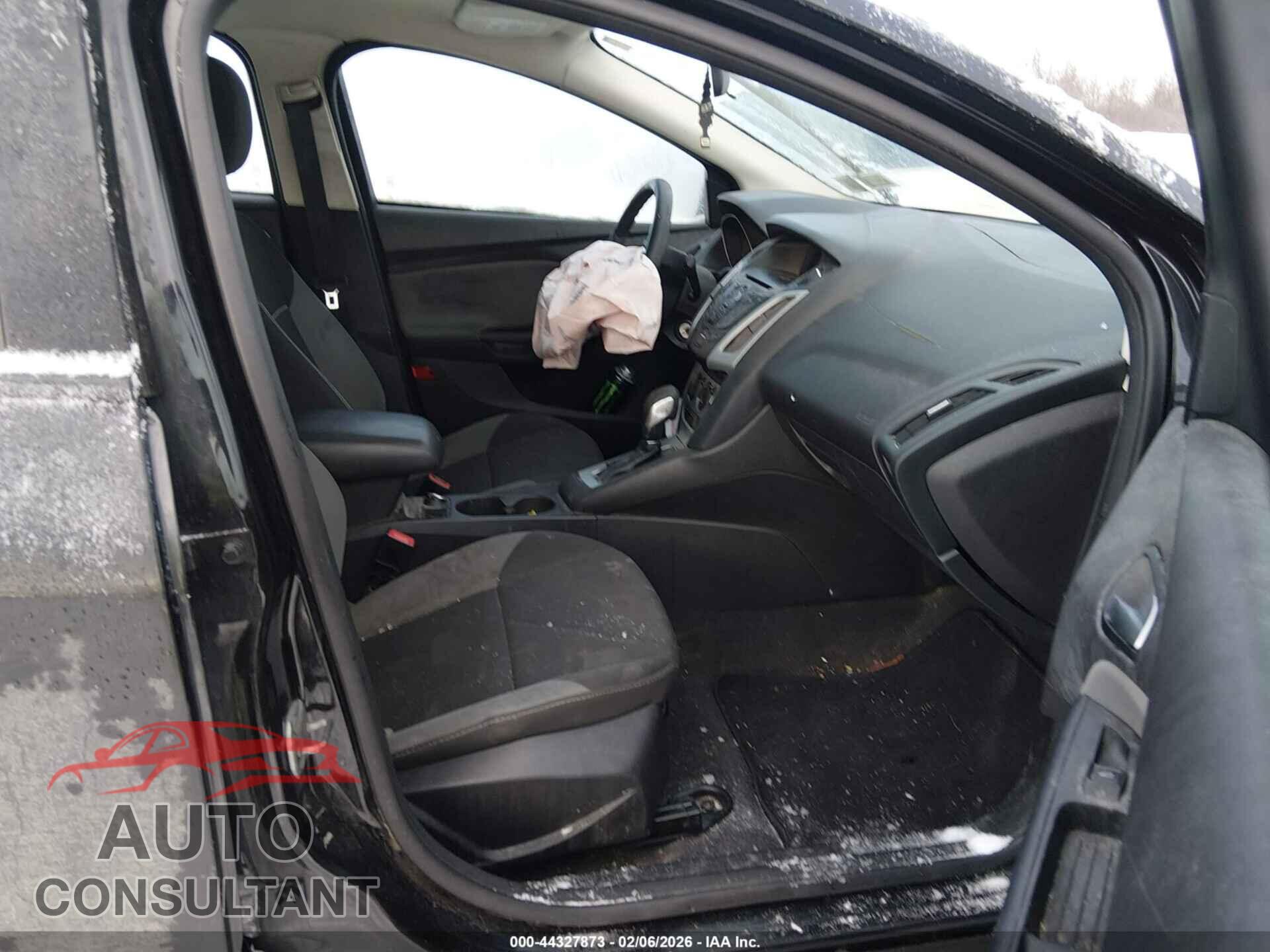 FORD FOCUS 2014 - 1FADP3F23EL164846