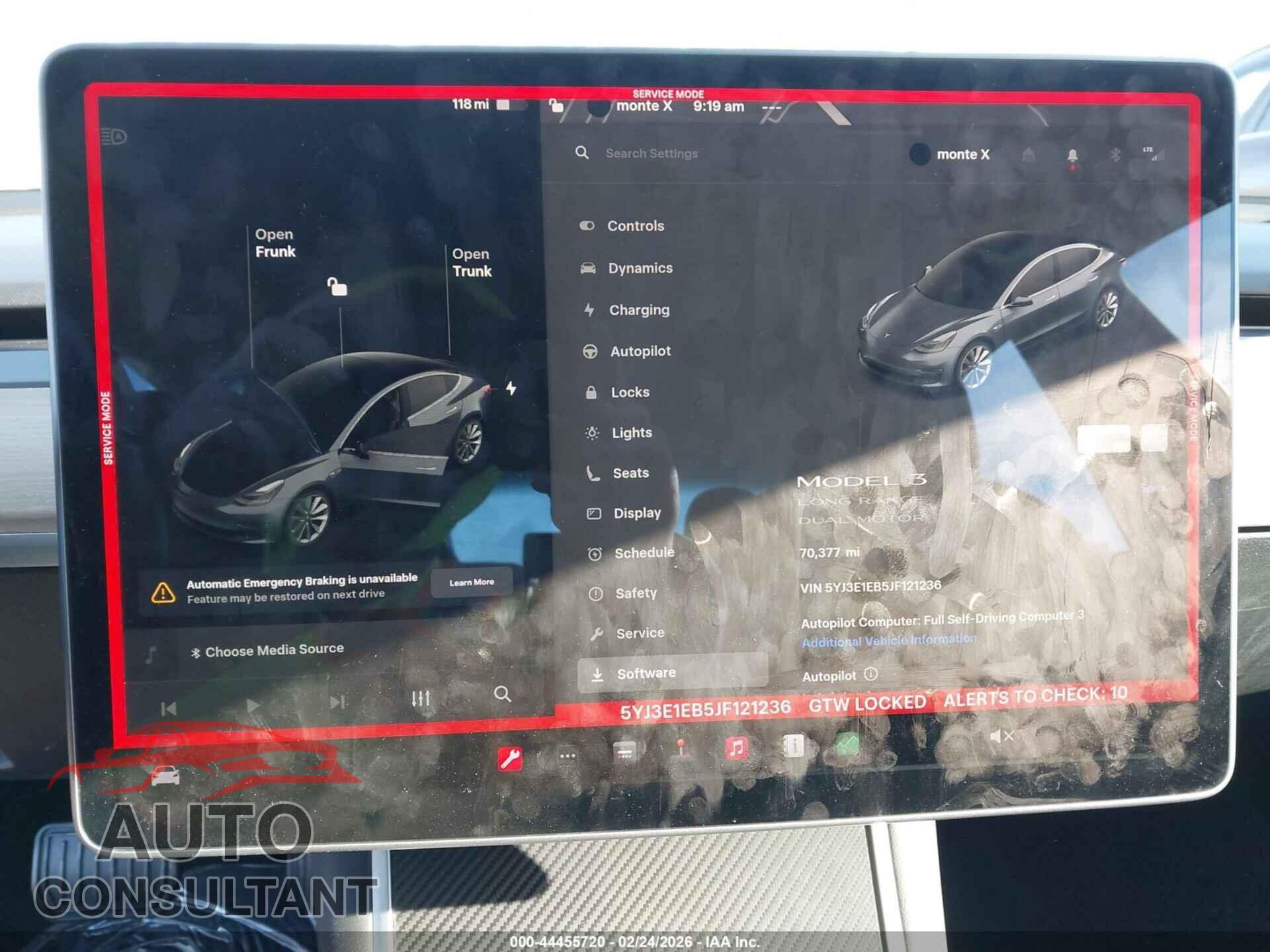 TESLA MODEL 3 2018 - 5YJ3E1EB5JF121236