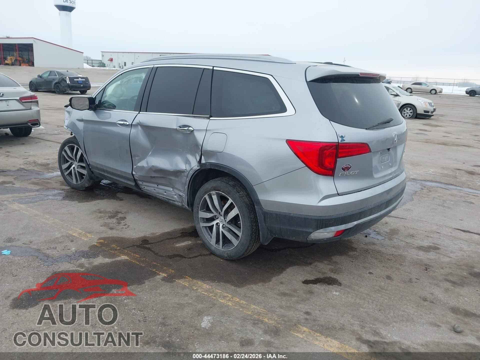 HONDA PILOT 2016 - 5FNYF6H98GB102715