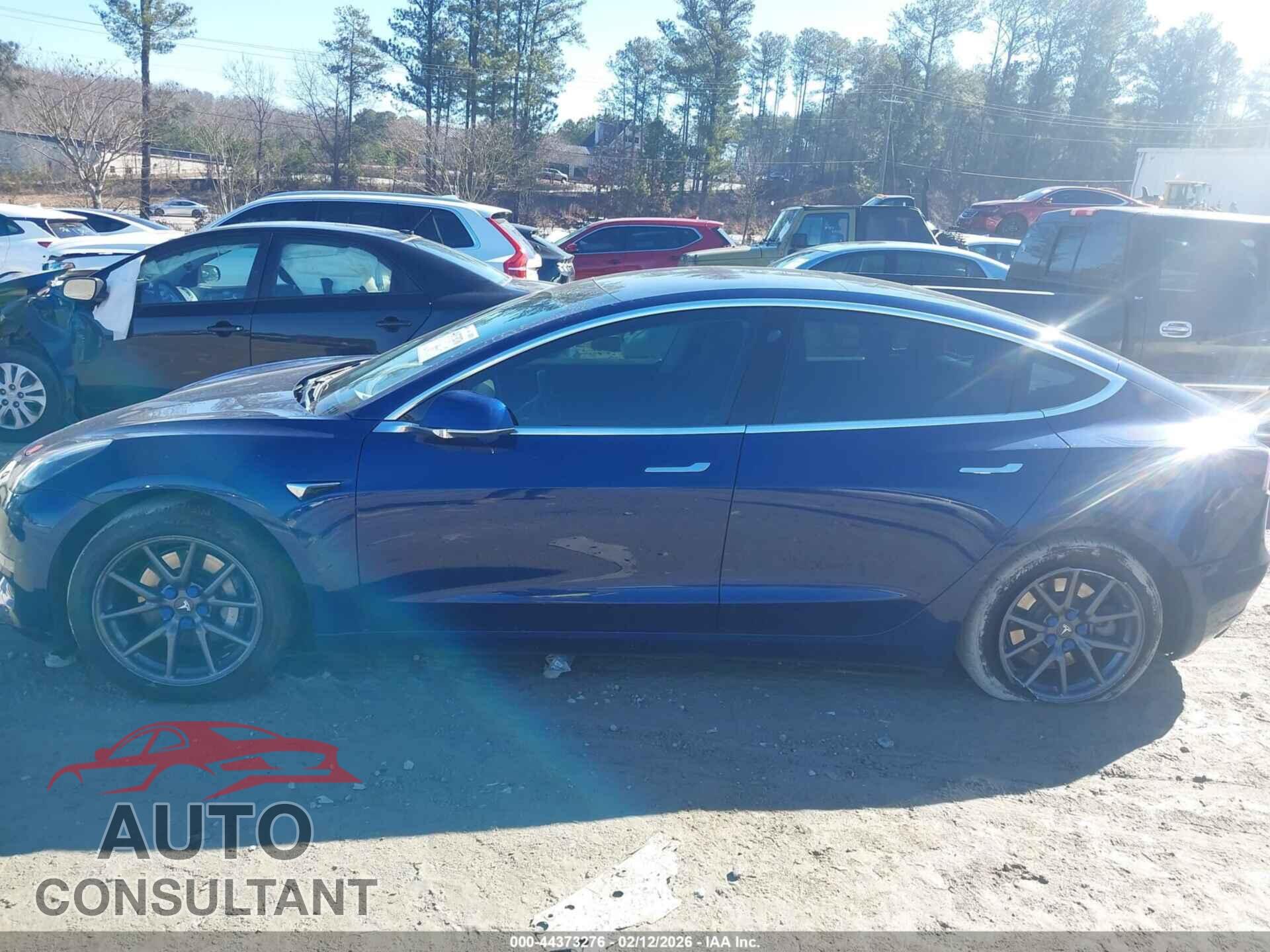 TESLA MODEL 3 2018 - 5YJ3E1EB5JF094510