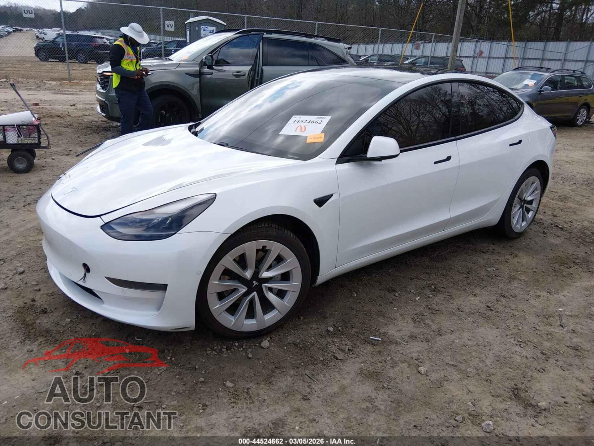 TESLA MODEL 3 2021 - 5YJ3E1EA3MF915650