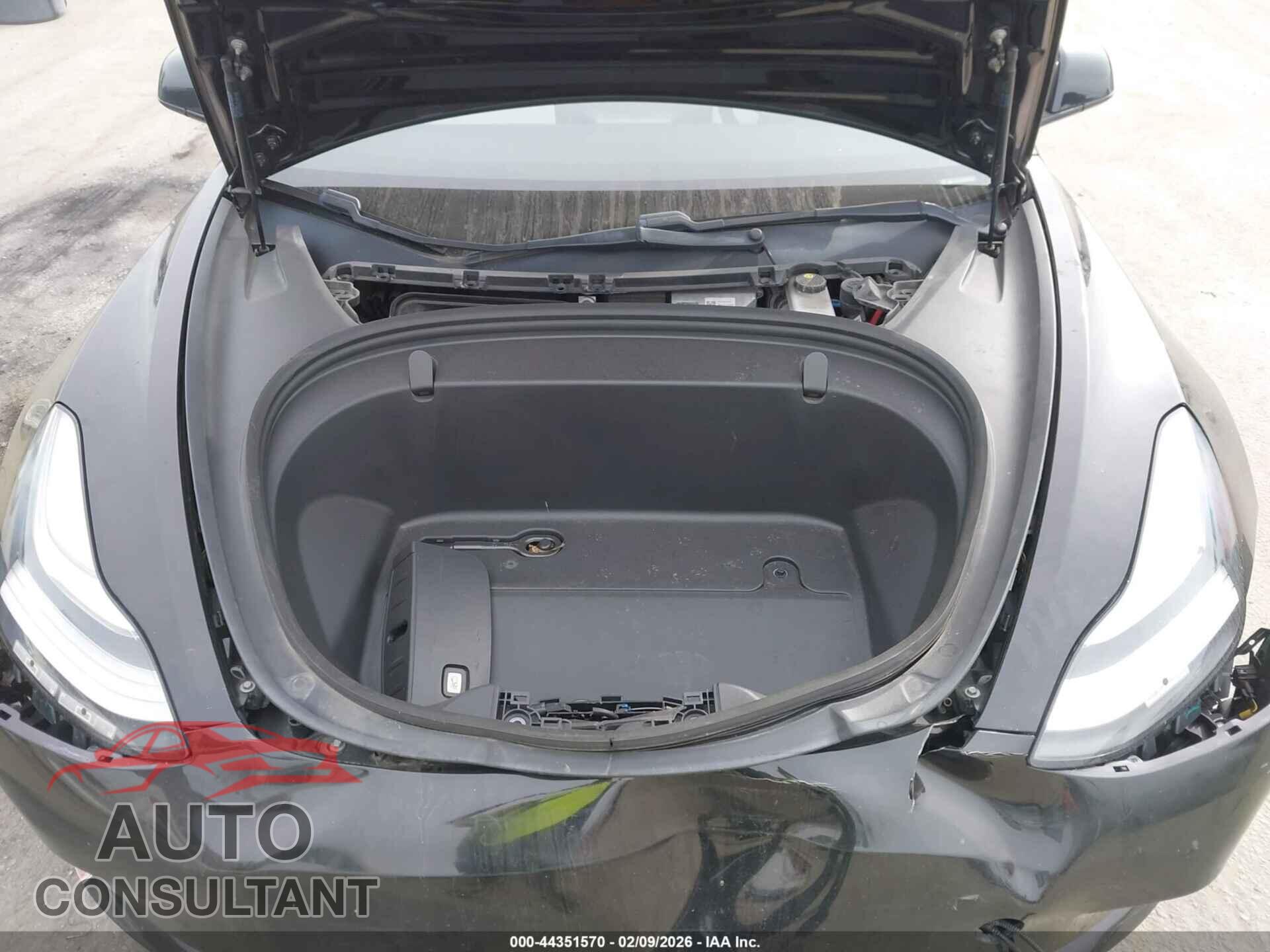 TESLA MODEL 3 2019 - 5YJ3E1EA8KF402648