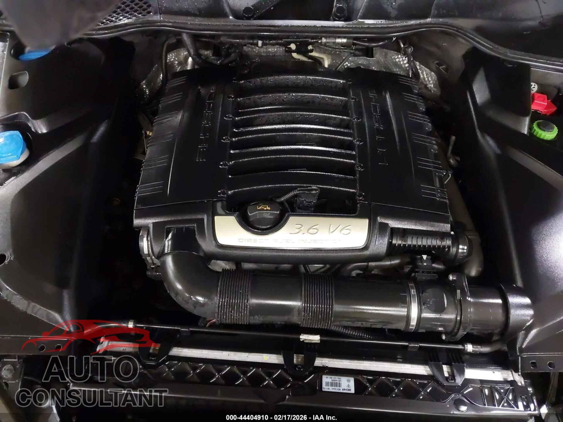 PORSCHE CAYENNE 2016 - WP1AA2A27GKA12317