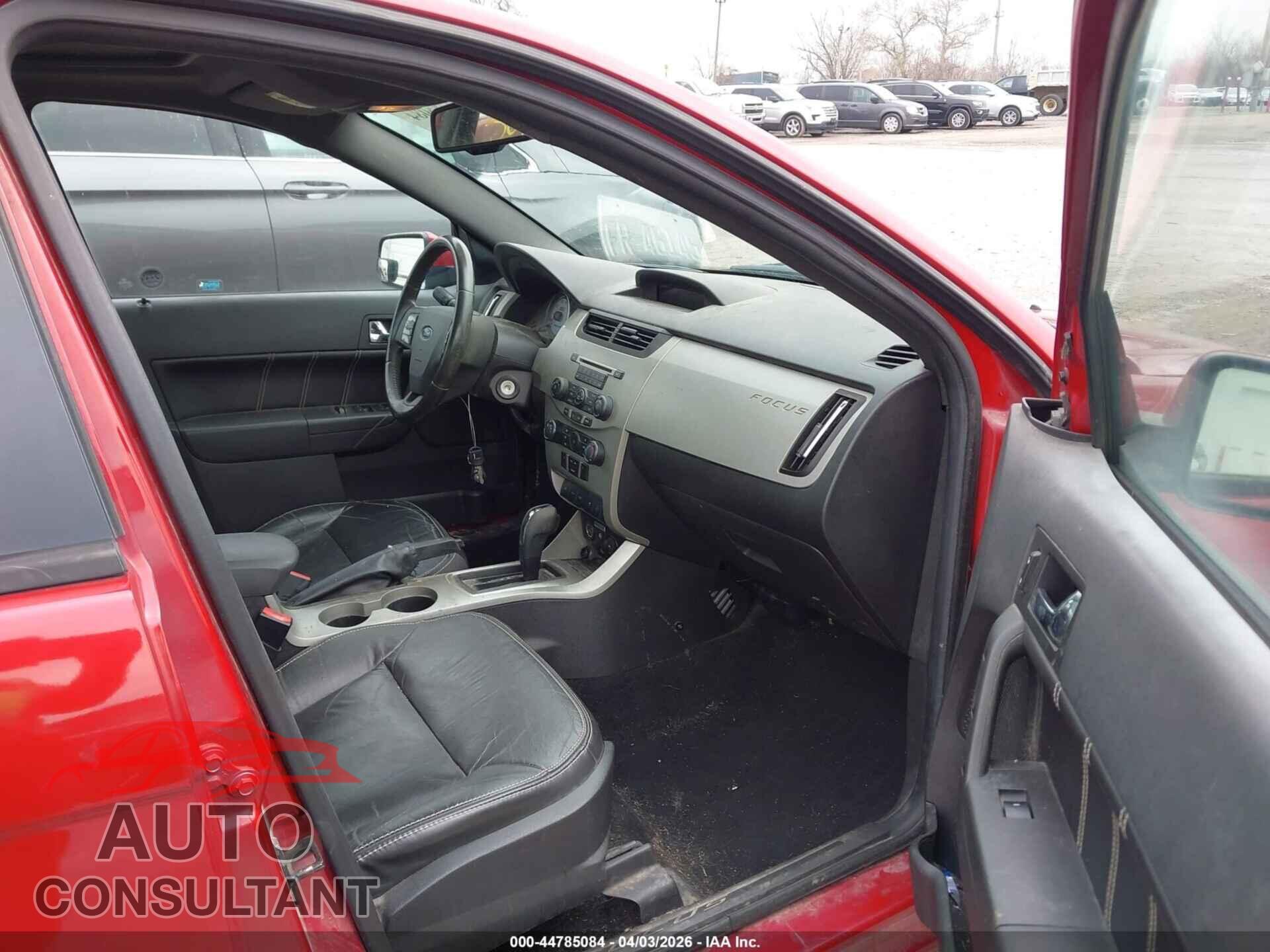 FORD FOCUS 2011 - 1FAHP3GN0BW156613