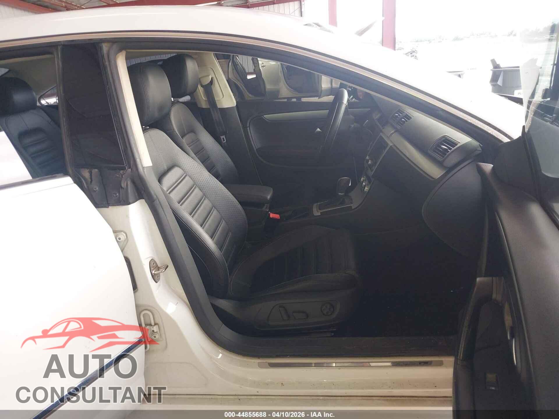 VOLKSWAGEN CC 2015 - WVWBP7AN2FE828876