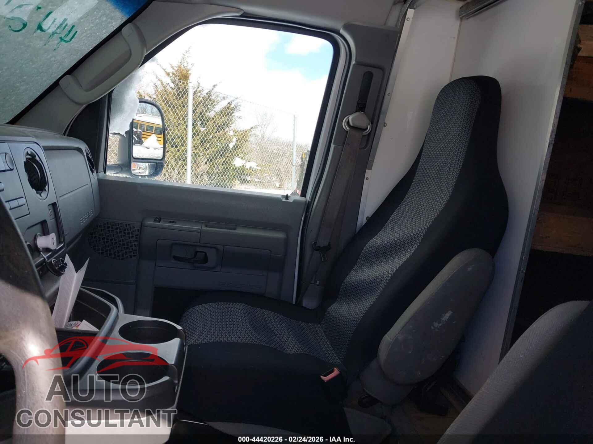 FORD E-350 CUTAWAY 2013 - 1FDWE3FL5DDB28498